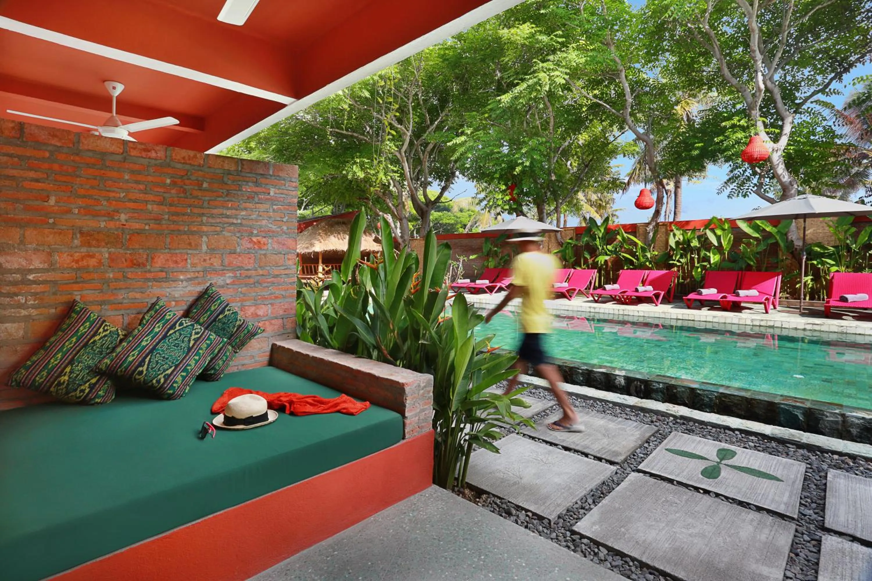 Day in PinkCoco Gili Trawangan - Constant Surprises - for Cool Adults Only