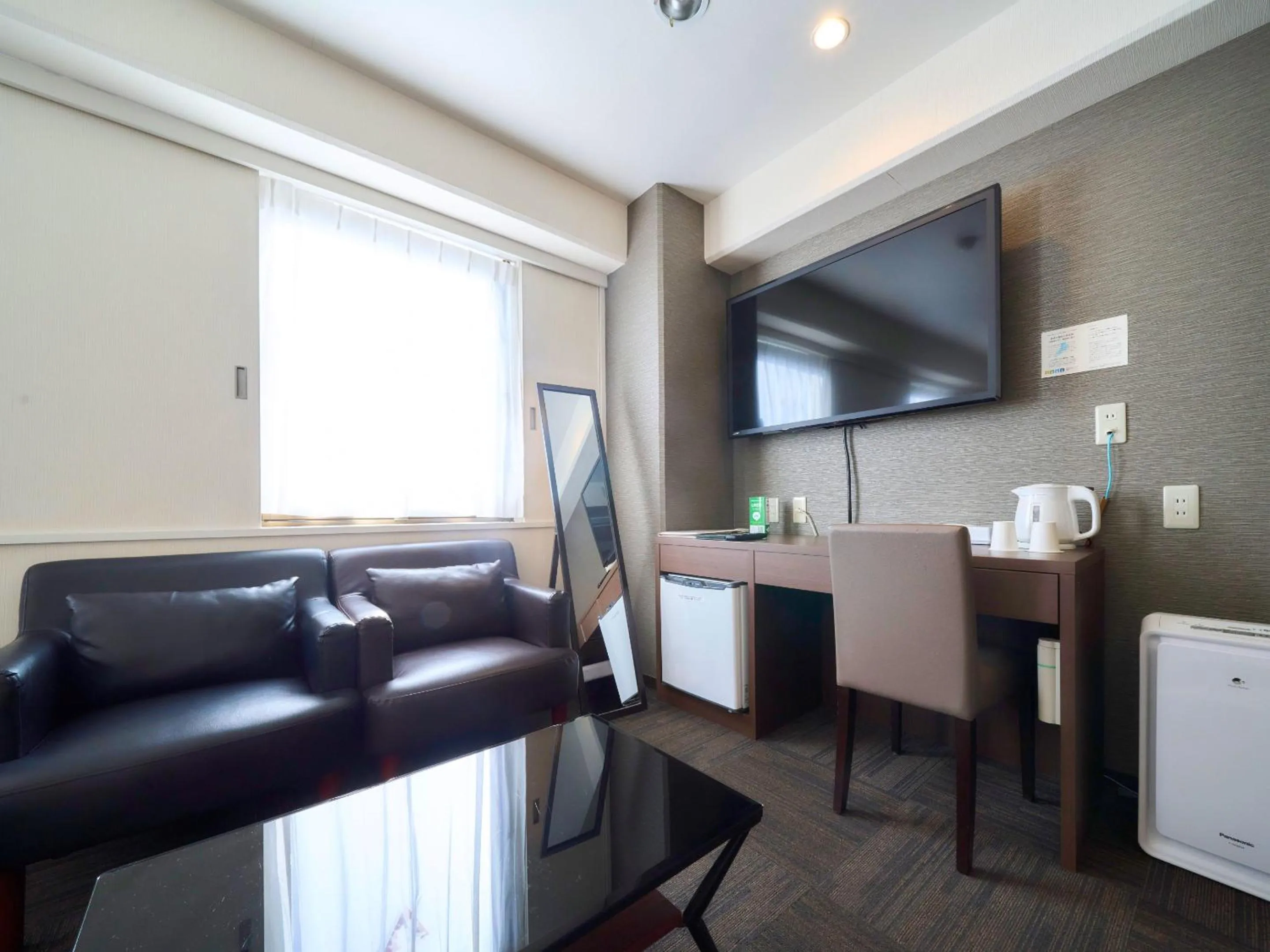 Photo of the whole room in Minakuchi Century Hotel