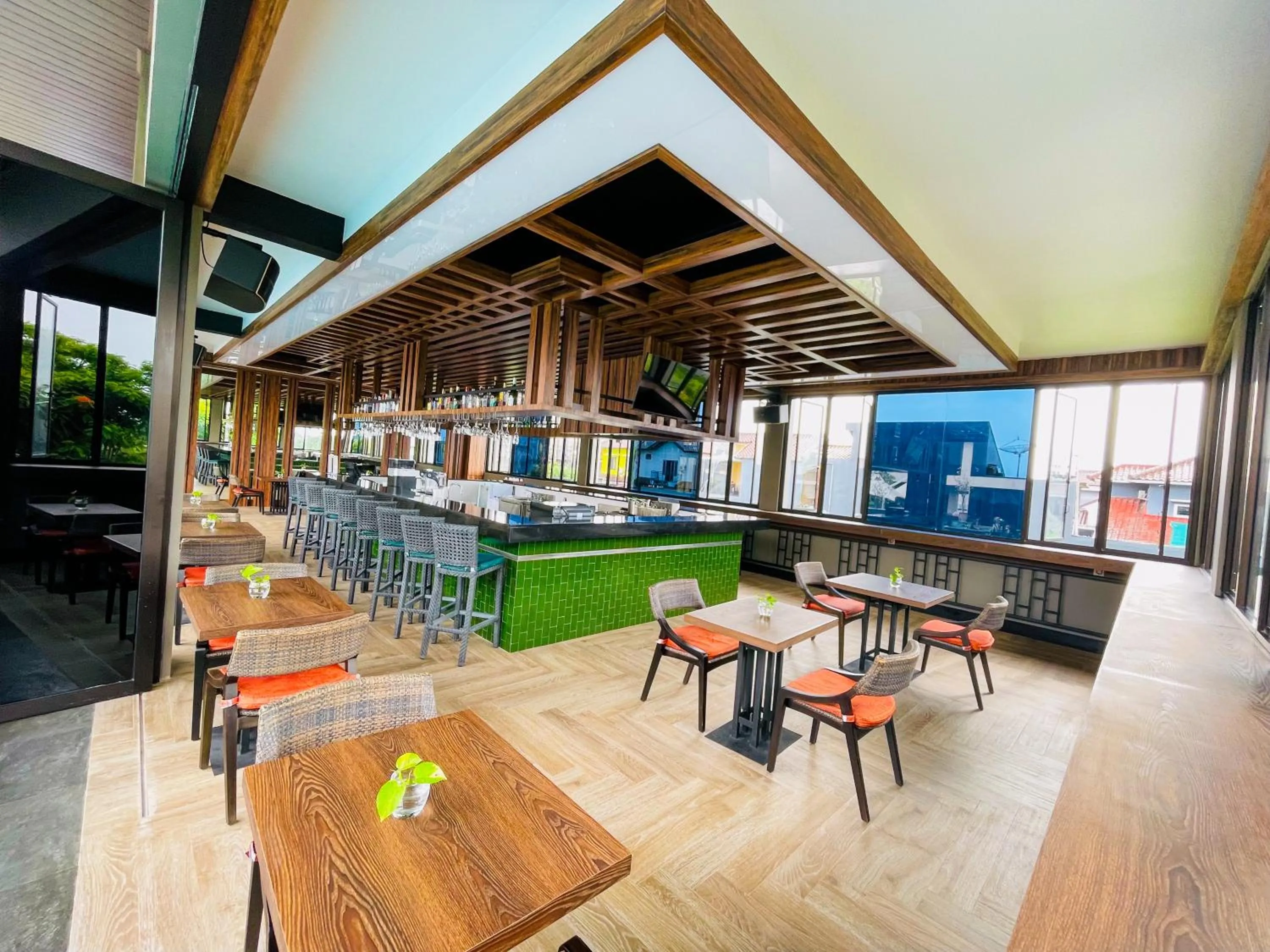 Restaurant/places to eat in Lombok Astoria Hotel