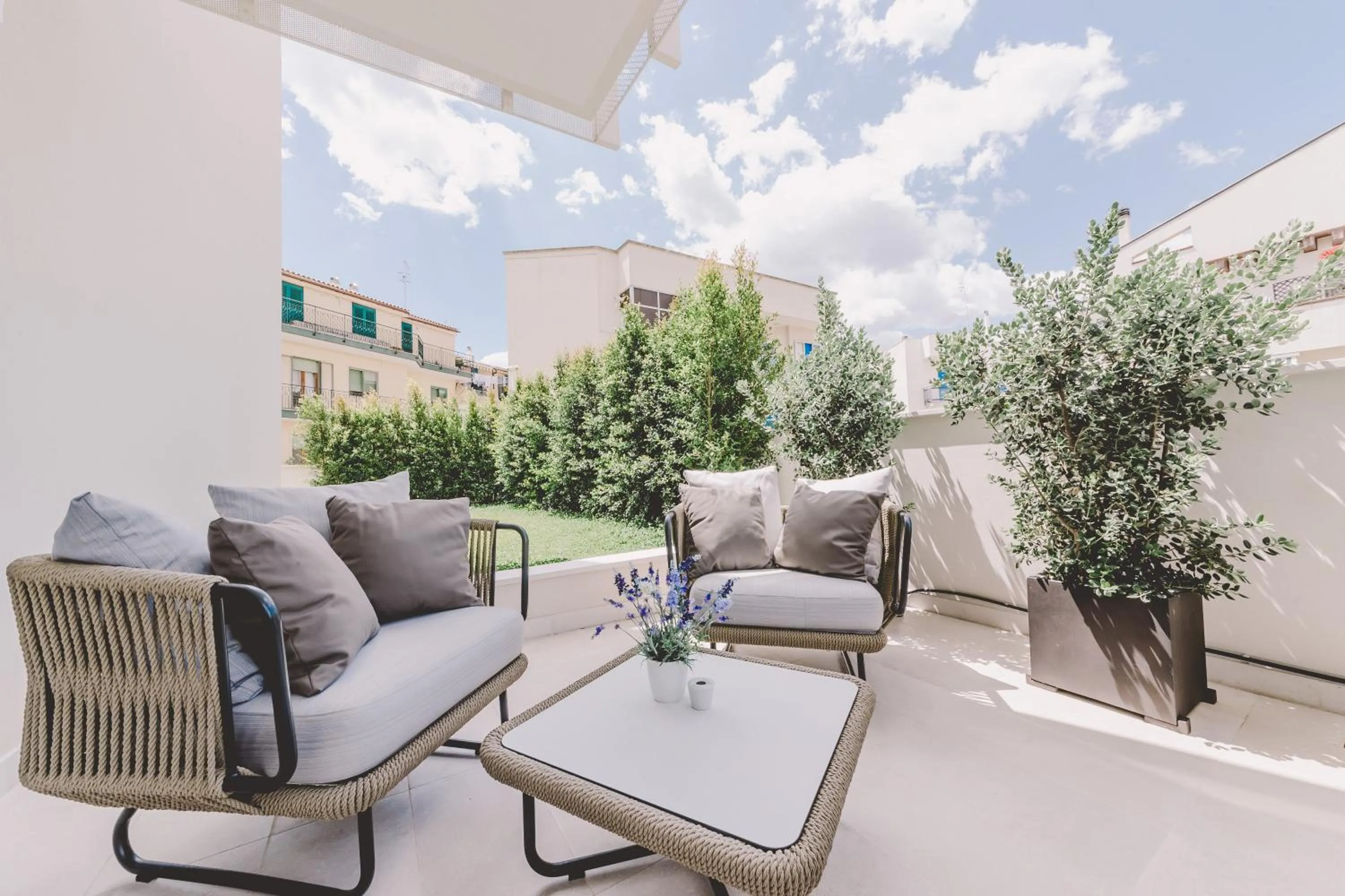 Neighbourhood in Suite 10 Home Design & Spa