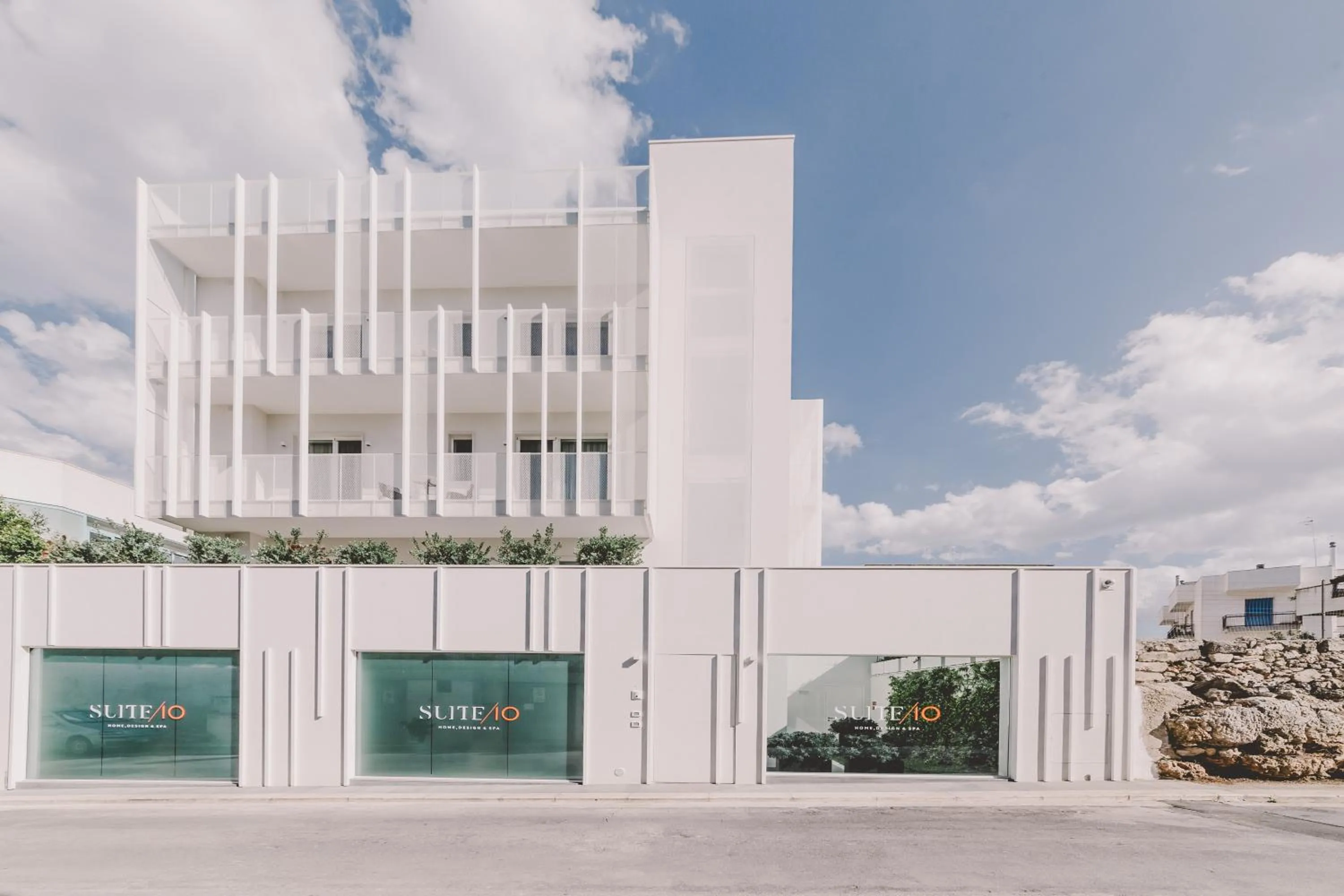 Facade/entrance in Suite 10 Home Design & Spa