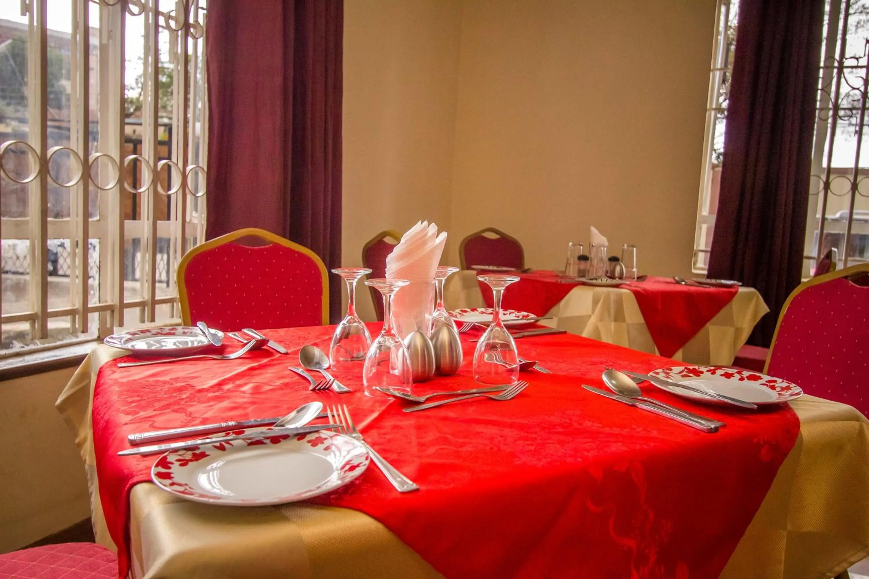 Food and drinks in Wida Resort Kilimani