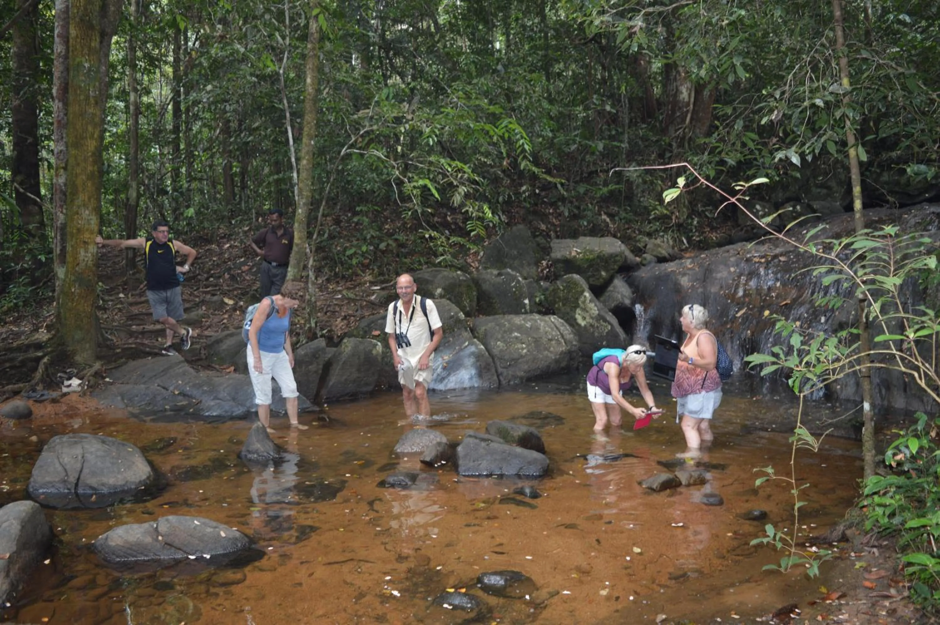 Evening entertainment in FEEL Beach Villa