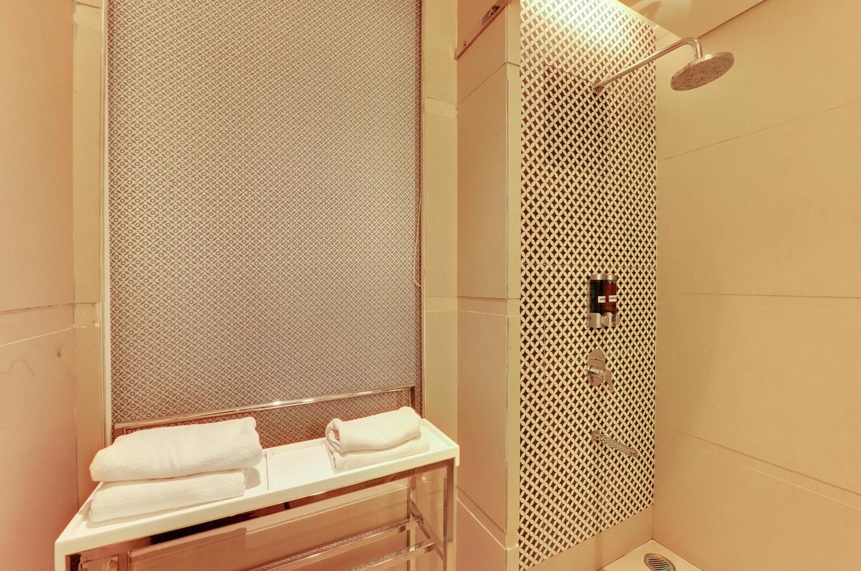 Bathroom in Hotel Sankam Residency