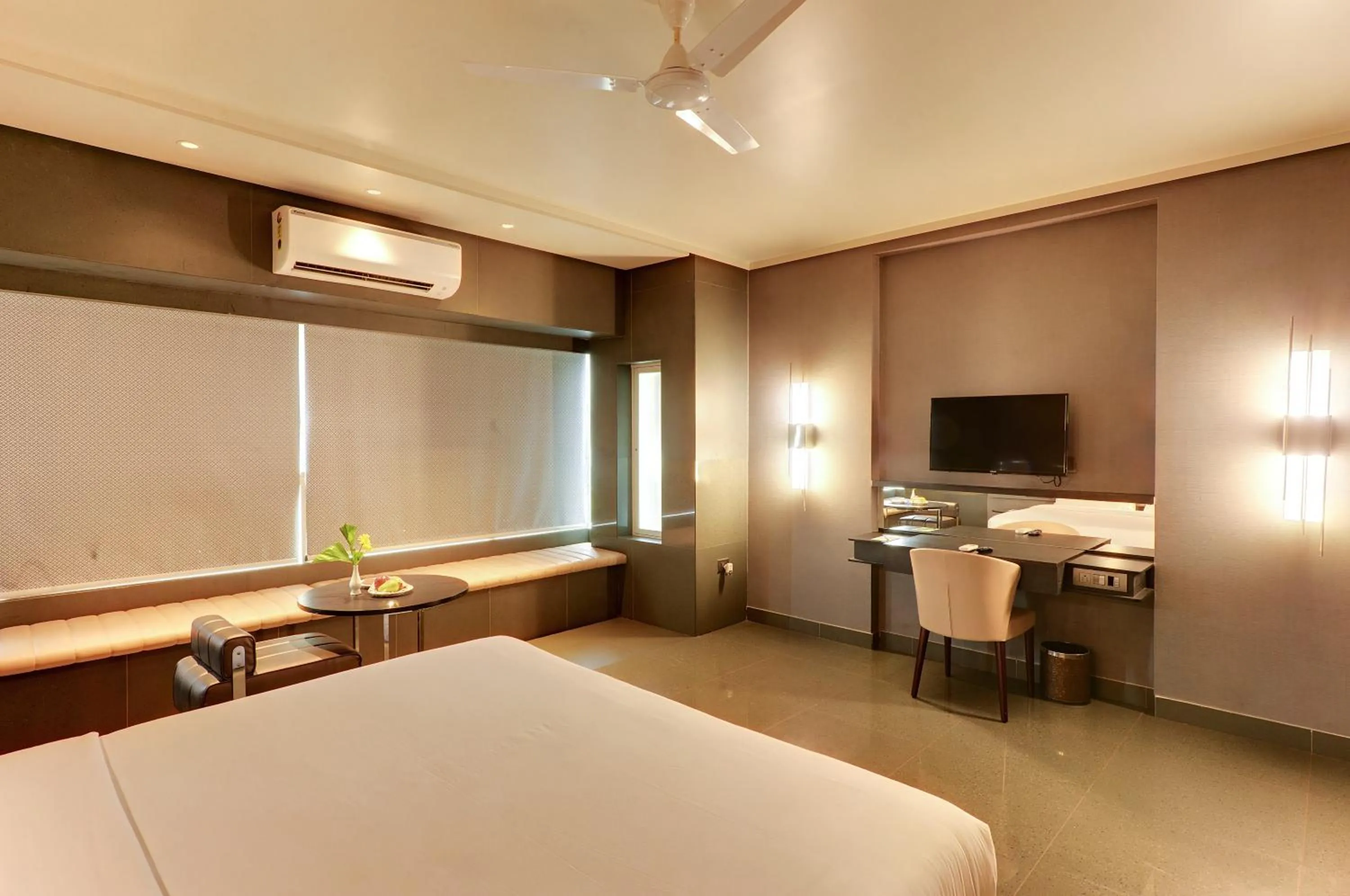 air conditioner, Bed in Hotel Sankam Residency