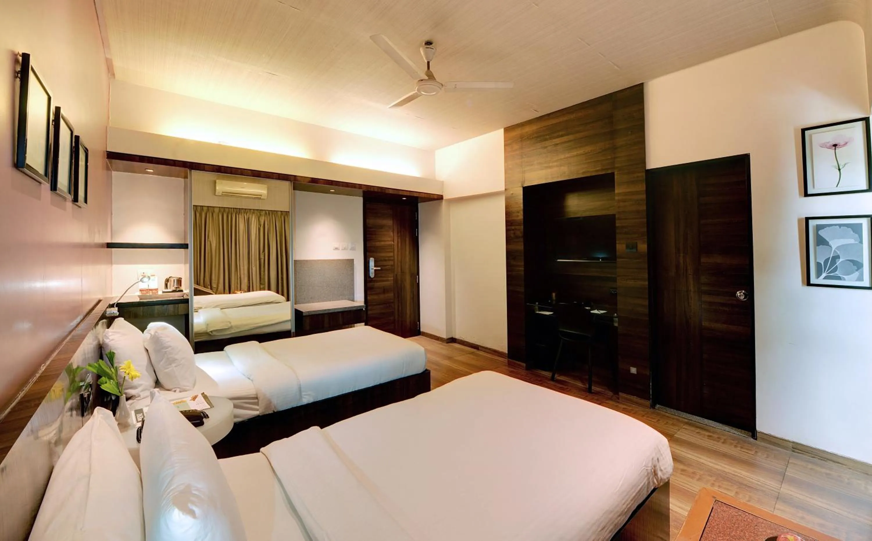 Bed in Hotel Sankam Residency