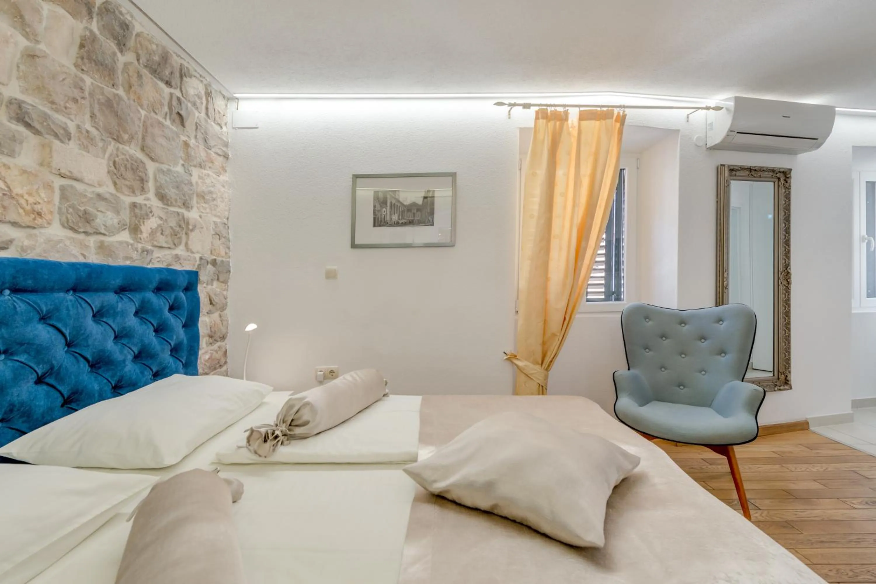 Photo of the whole room, Bed in Guesthouse Imperator