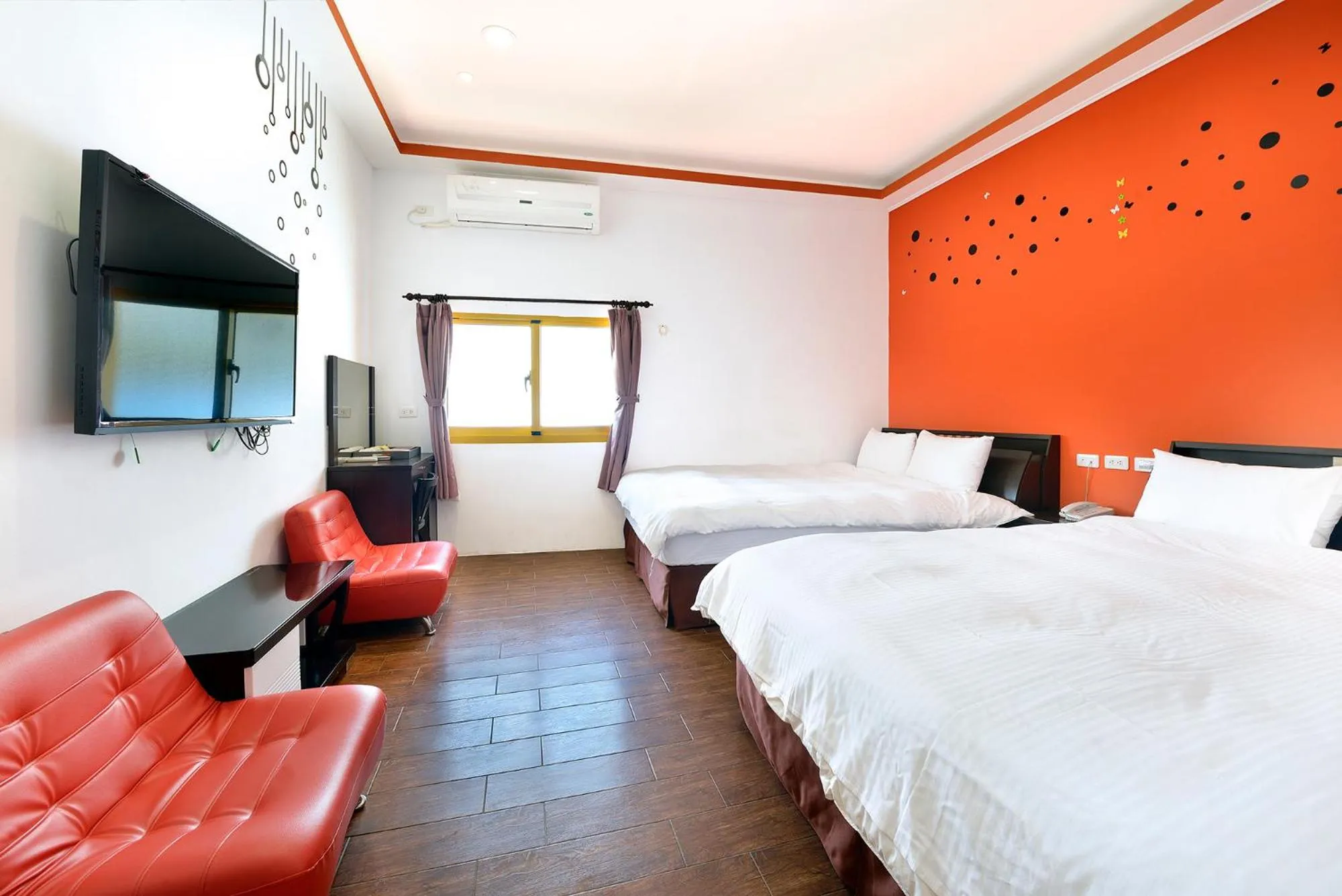 bunk bed, Bed in Star Inn 888