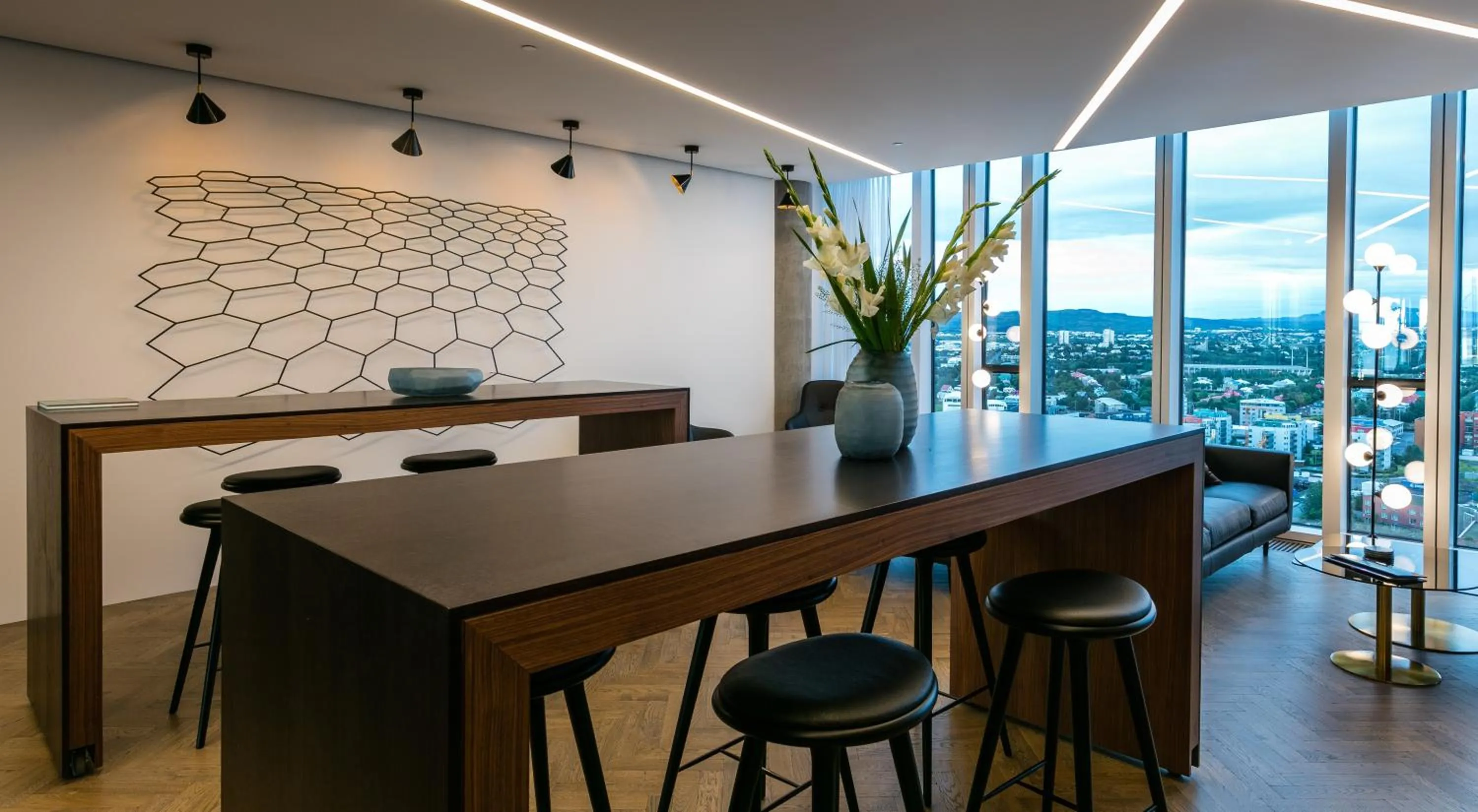 Communal lounge/ TV room in Tower Suites Reykjavík