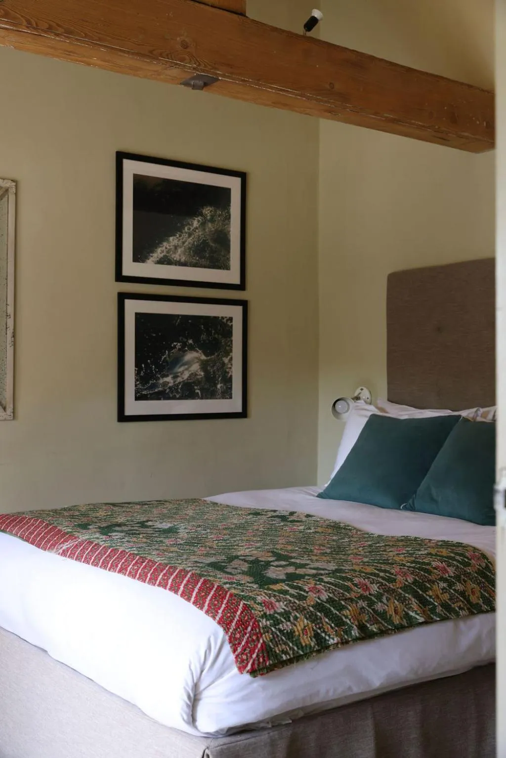 Bedroom, Bed in The Tickled Trout