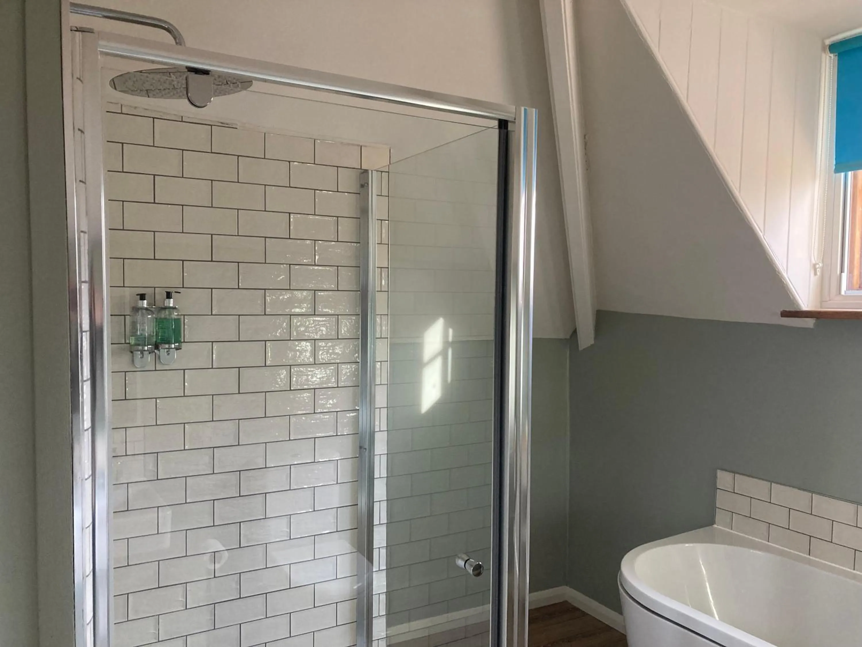 Shower in The Station Inn Whitby