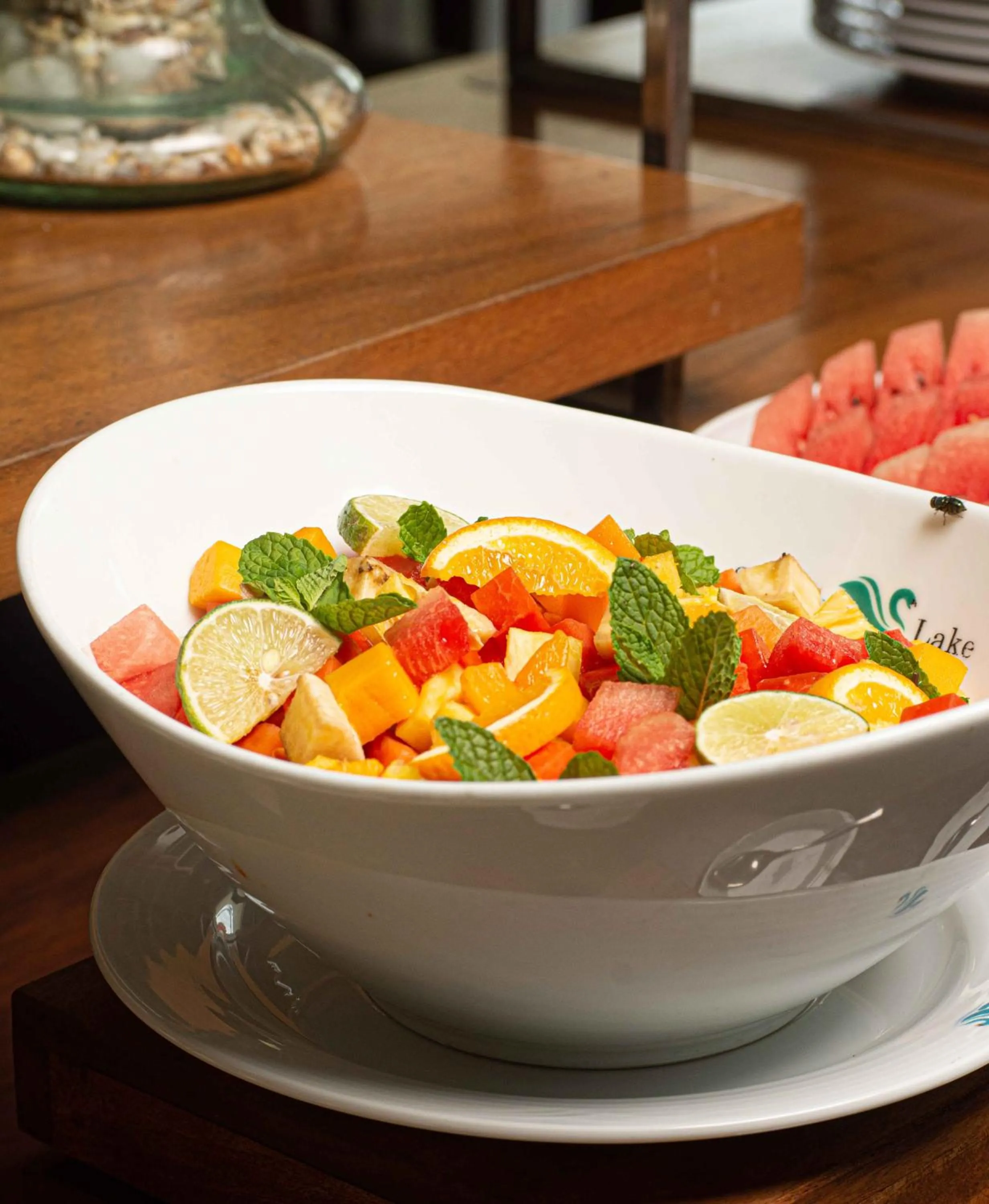 Restaurant/places to eat in South Lake Resort Koggala