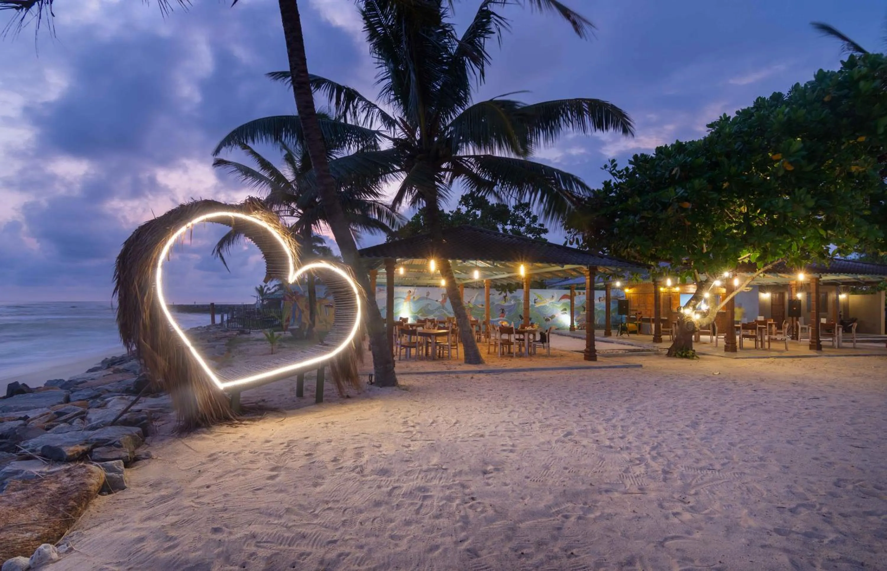 Restaurant/places to eat in South Lake Resort Koggala