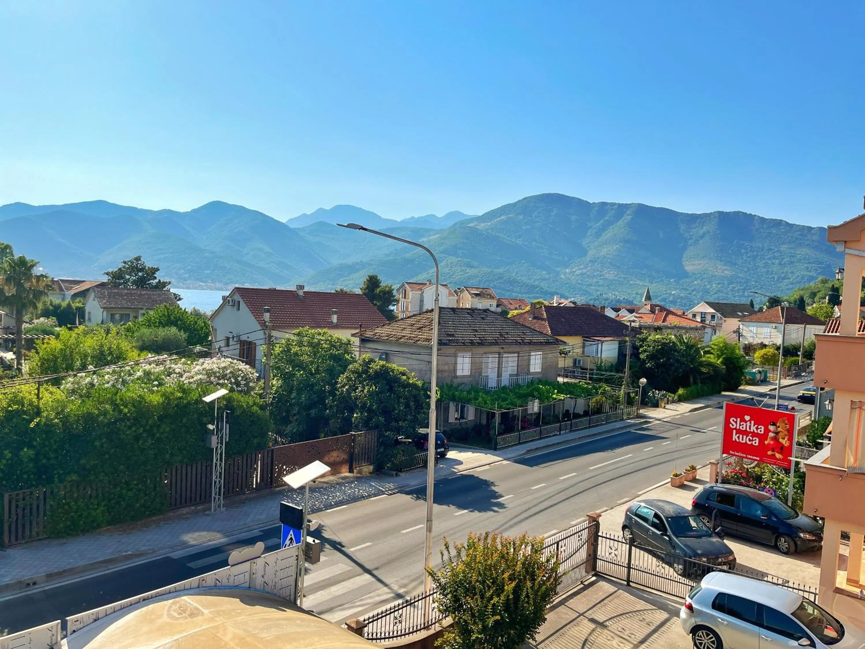 Spring in Apartments Dosljak