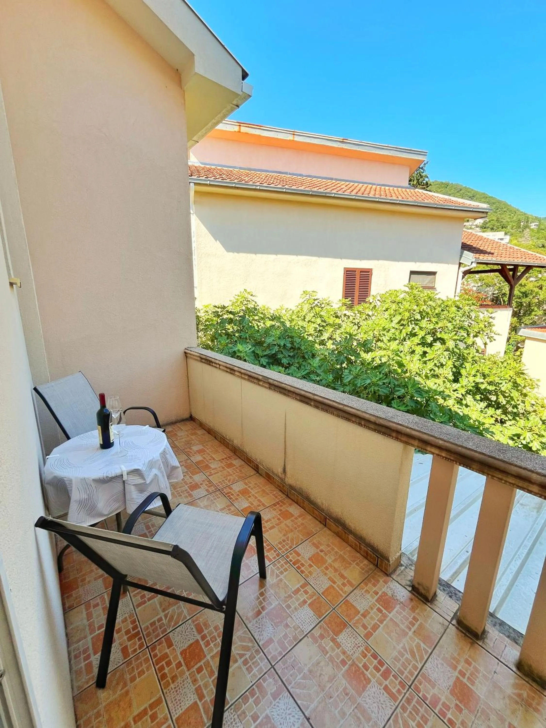 Property building in Apartments Dosljak