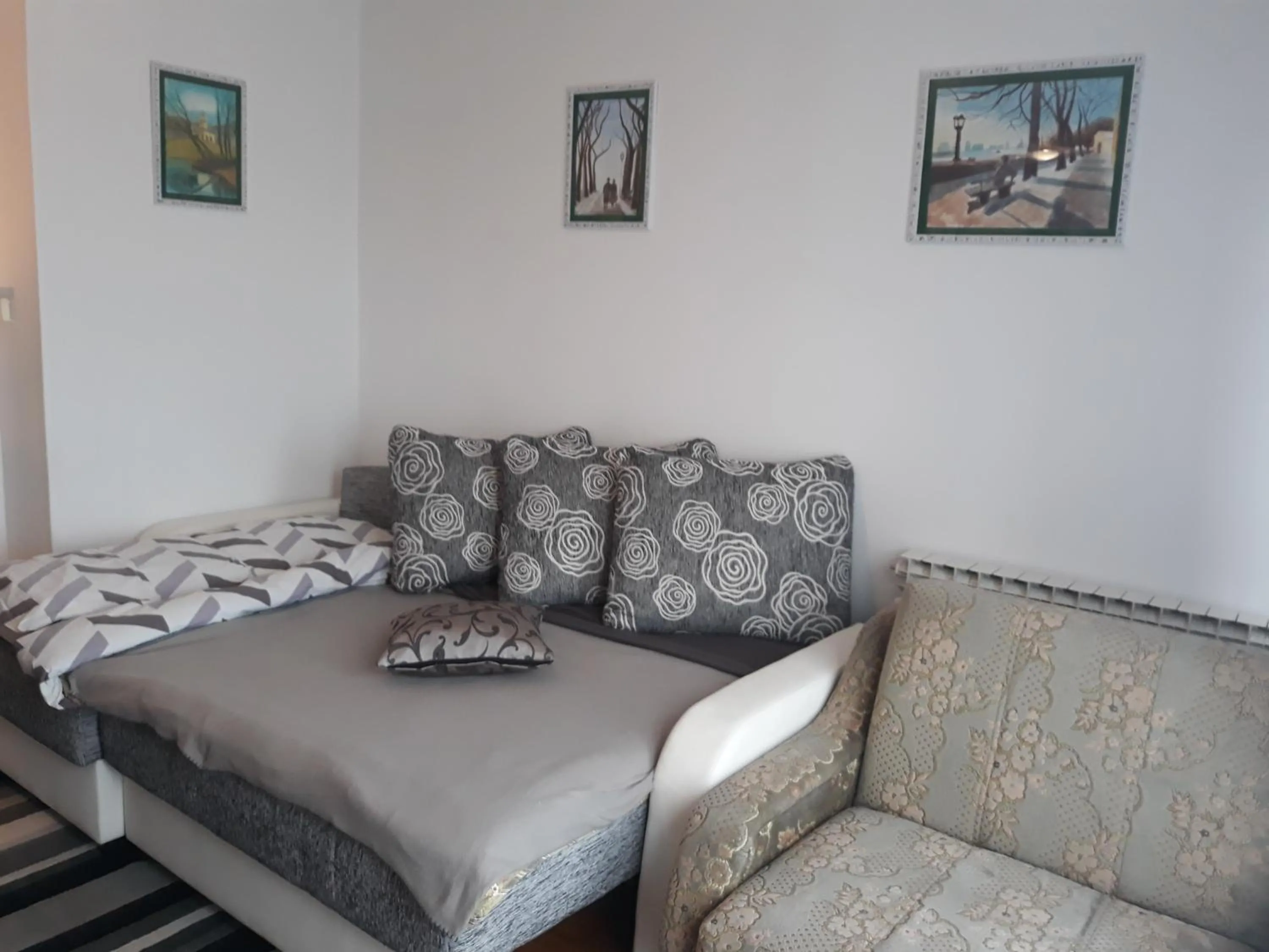 Bed in Apartment Karlos