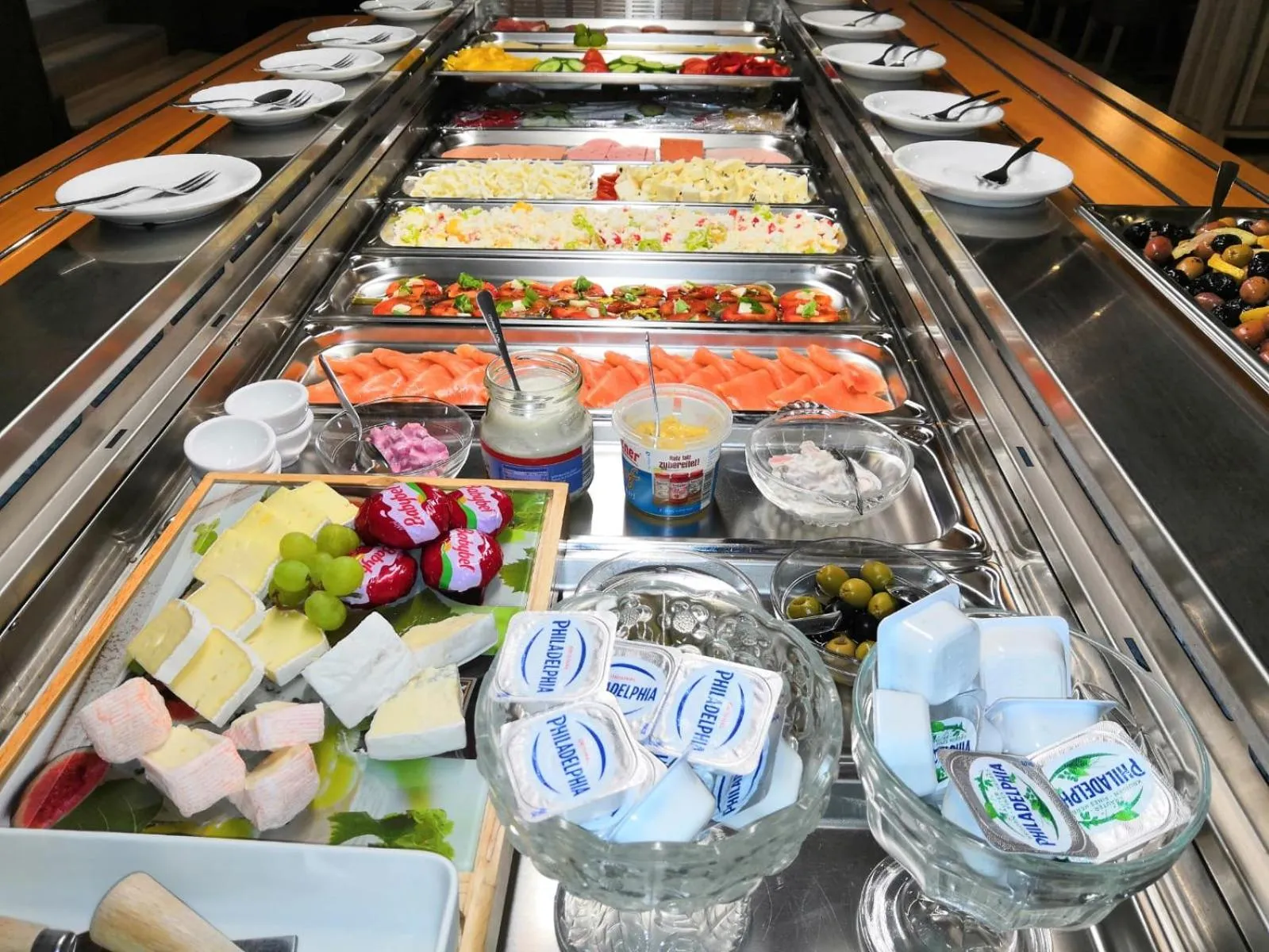 Buffet breakfast in Hotel Krone