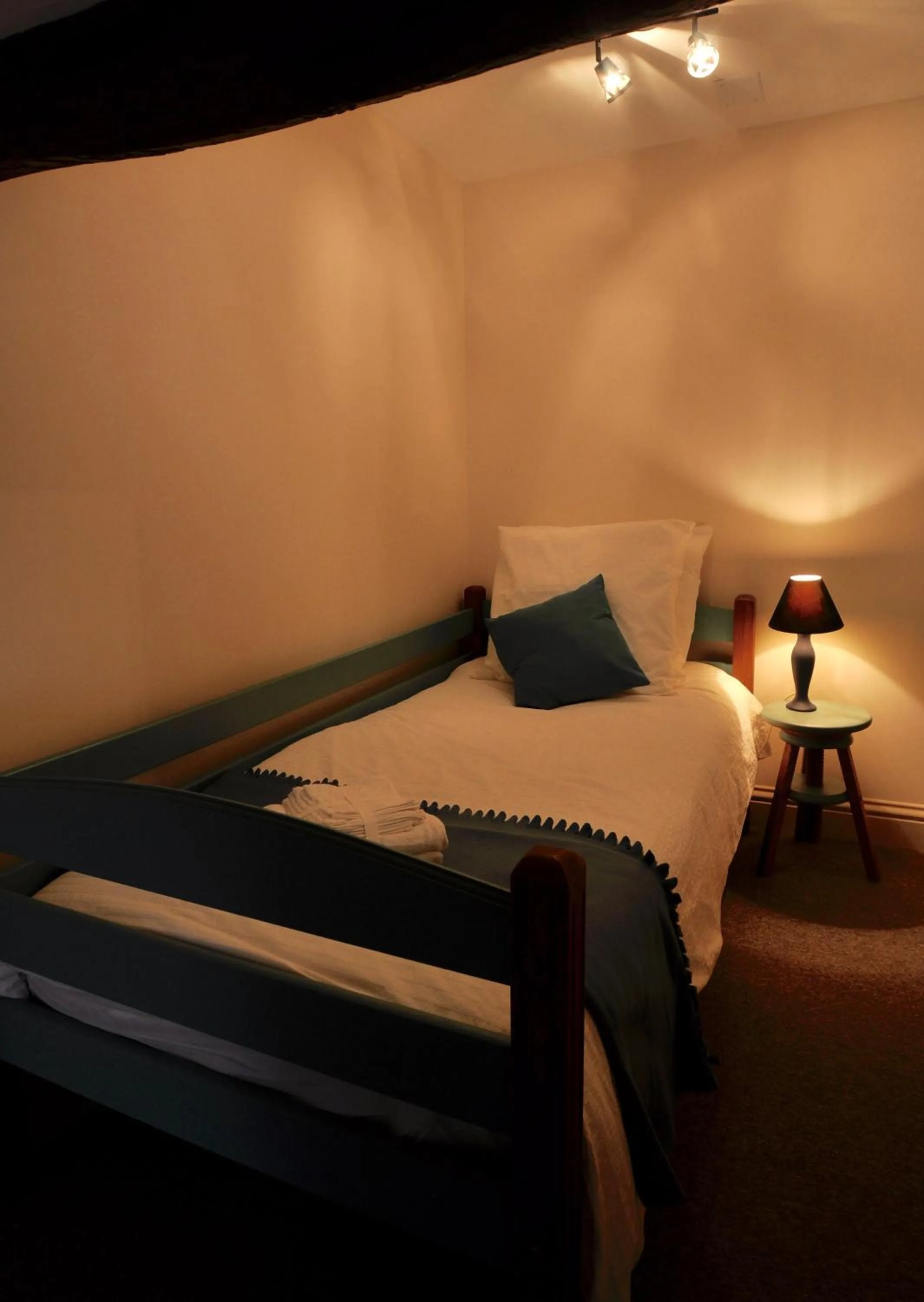 Bed in Chez Fins Bois