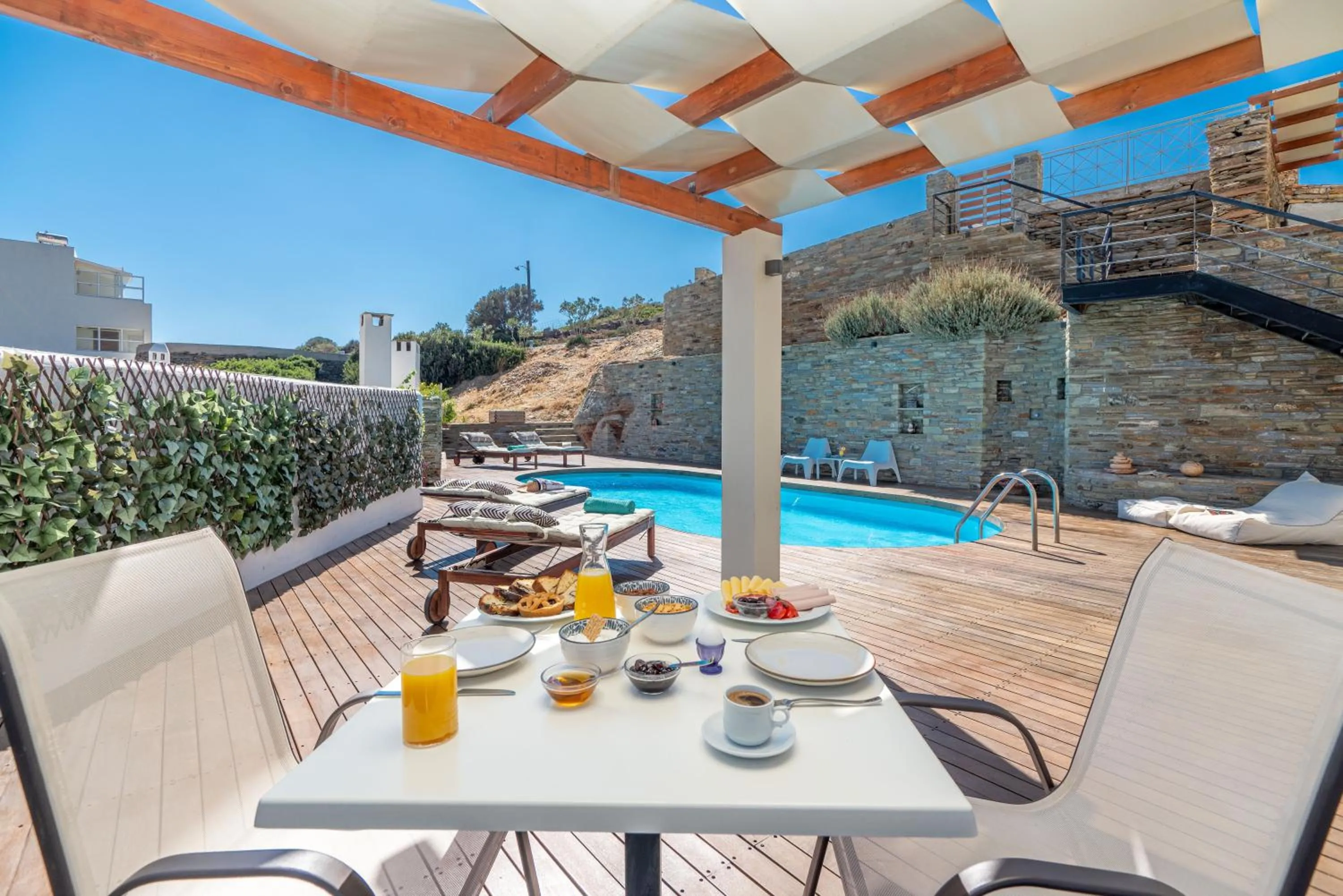 Food in Belvedere Andros