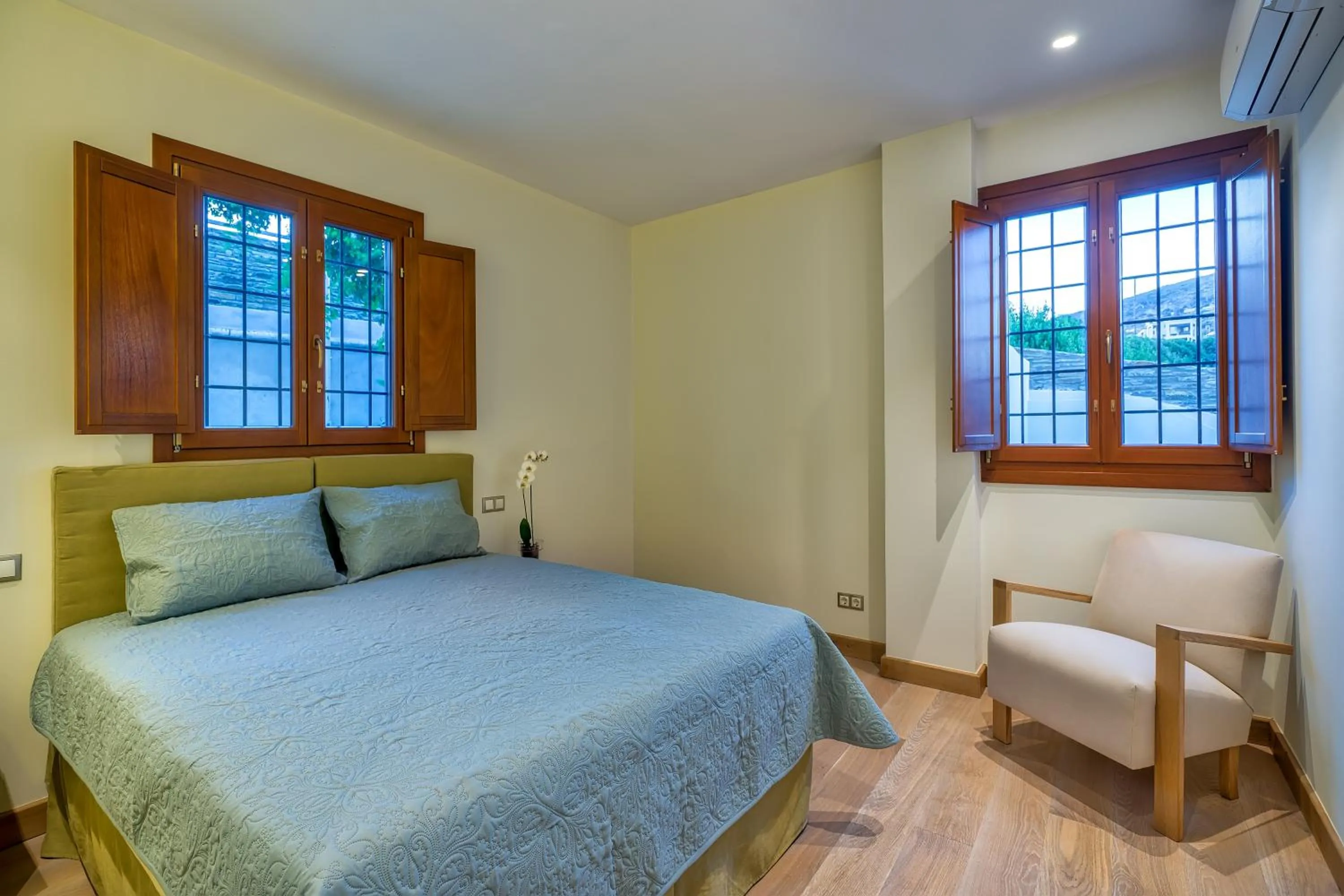 Other, Bed in Belvedere Andros