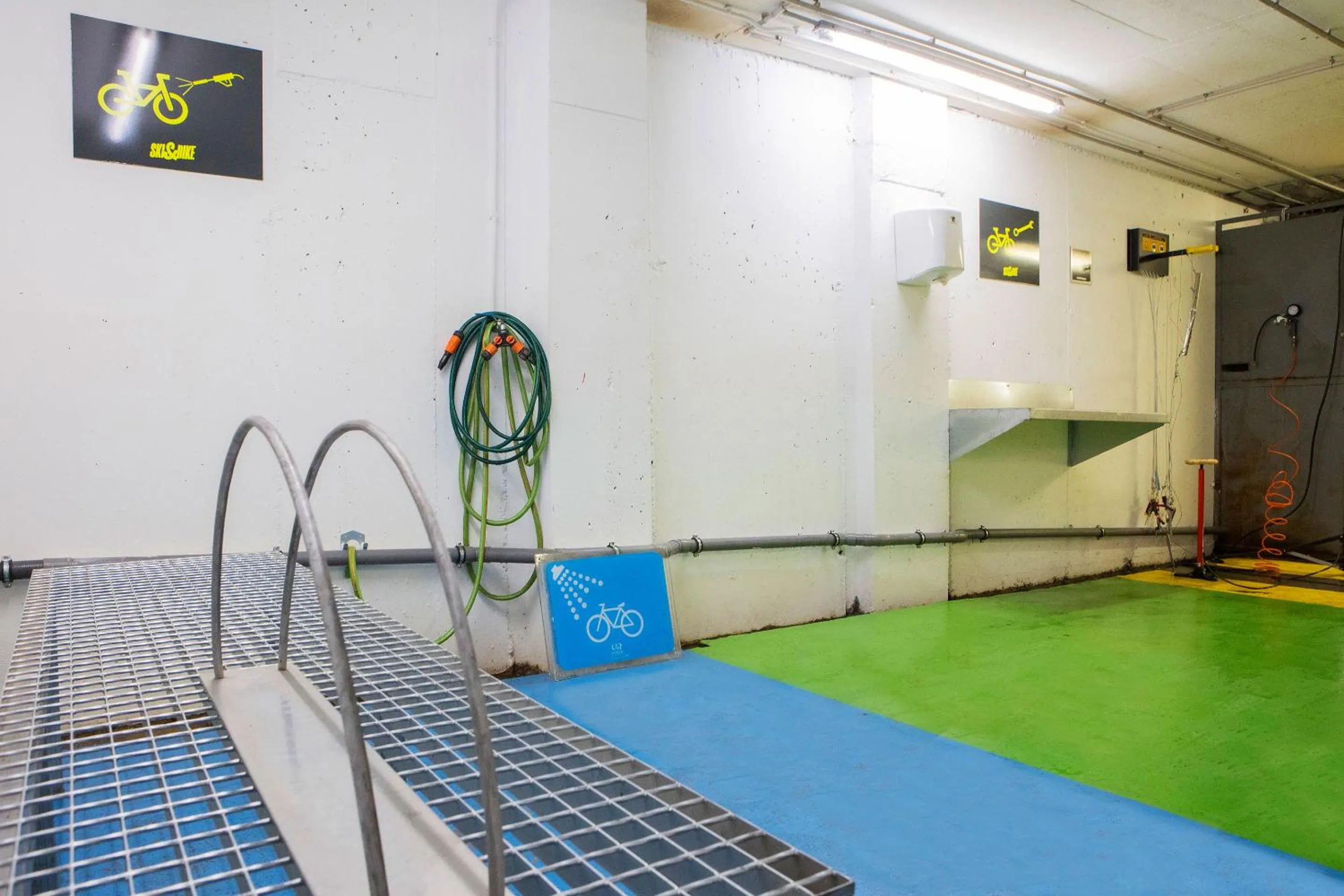 Cycling in Hotel Màgic La Massana by Nexta