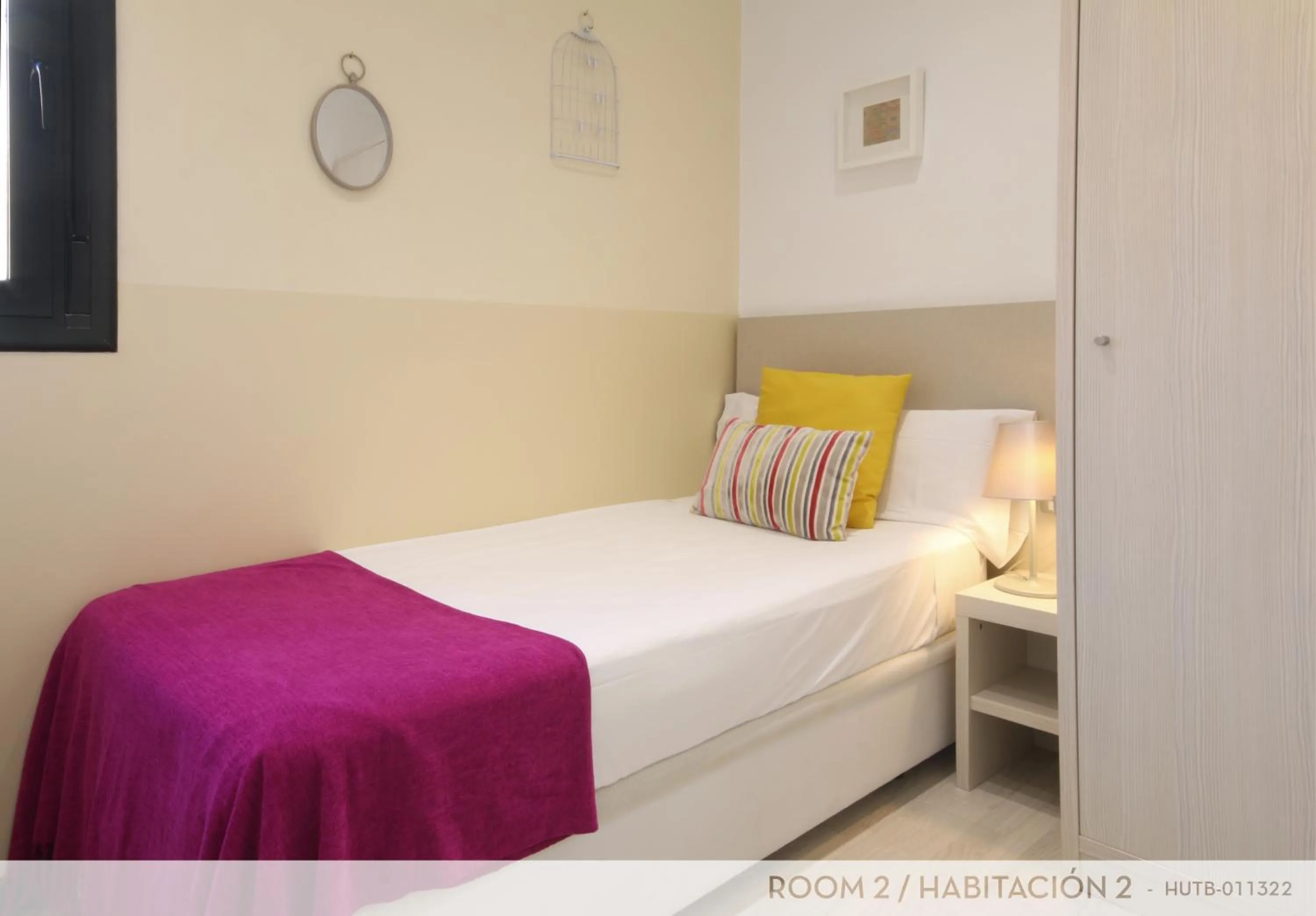 Bedroom, Bed in Suite Place Barcelona Còrsega