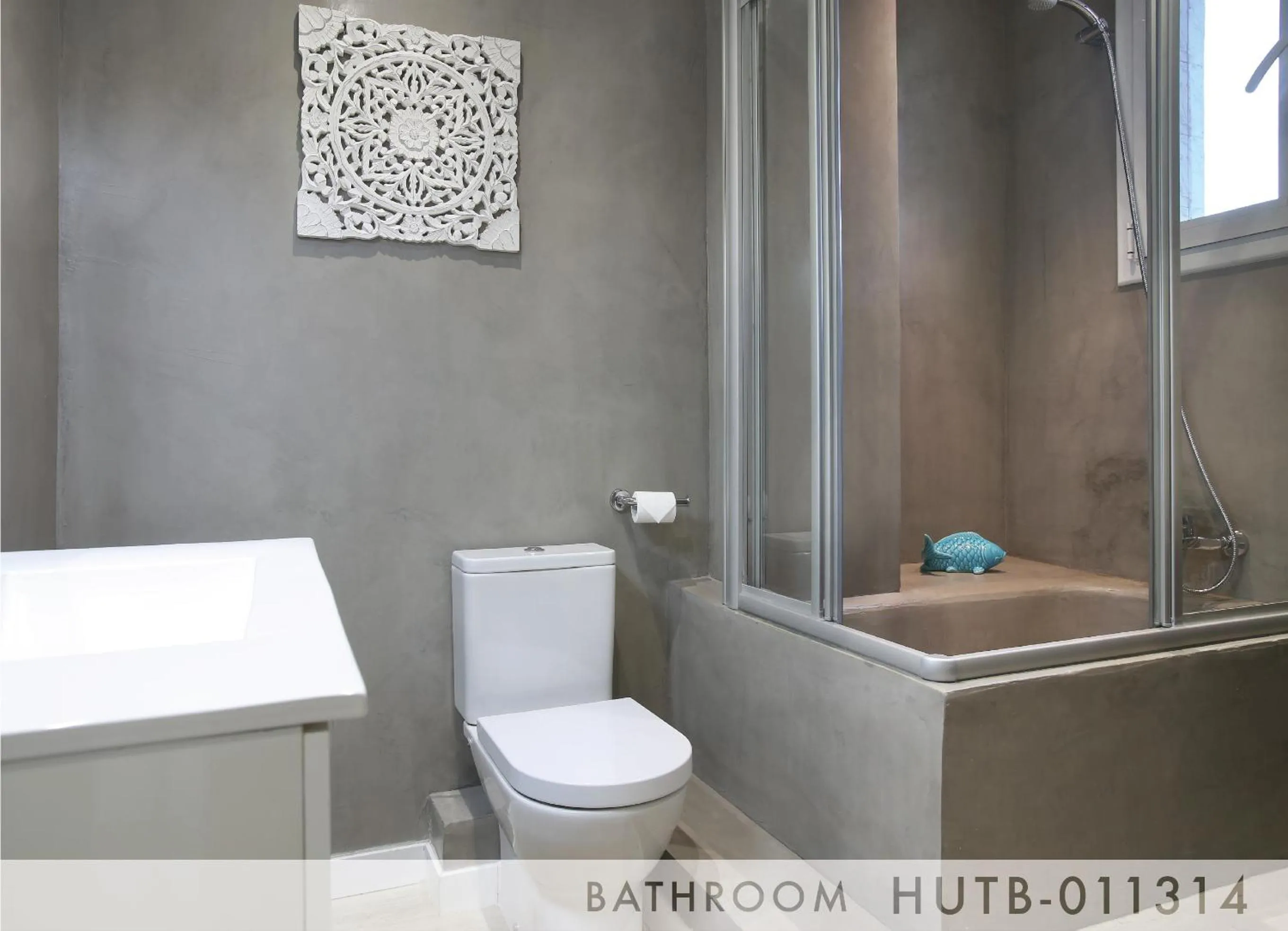 Bathroom in Suite Place Barcelona Còrsega