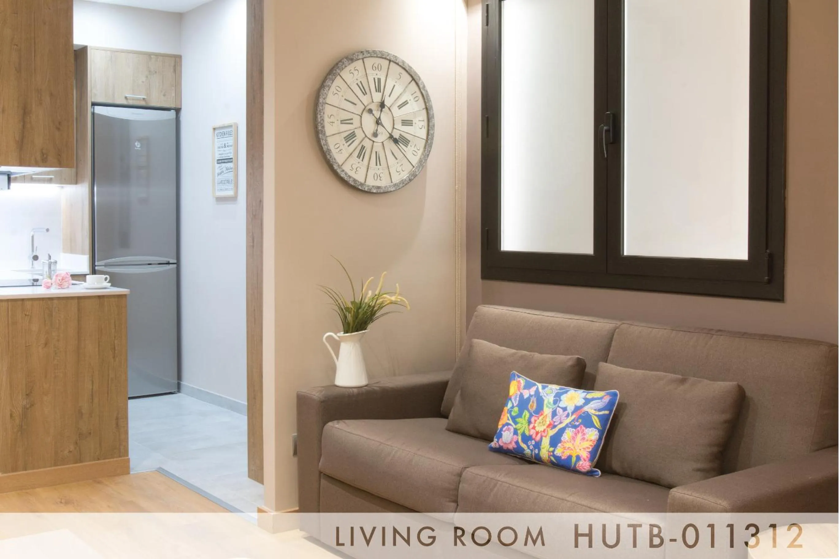 Kitchen or kitchenette in Suite Place Barcelona Còrsega