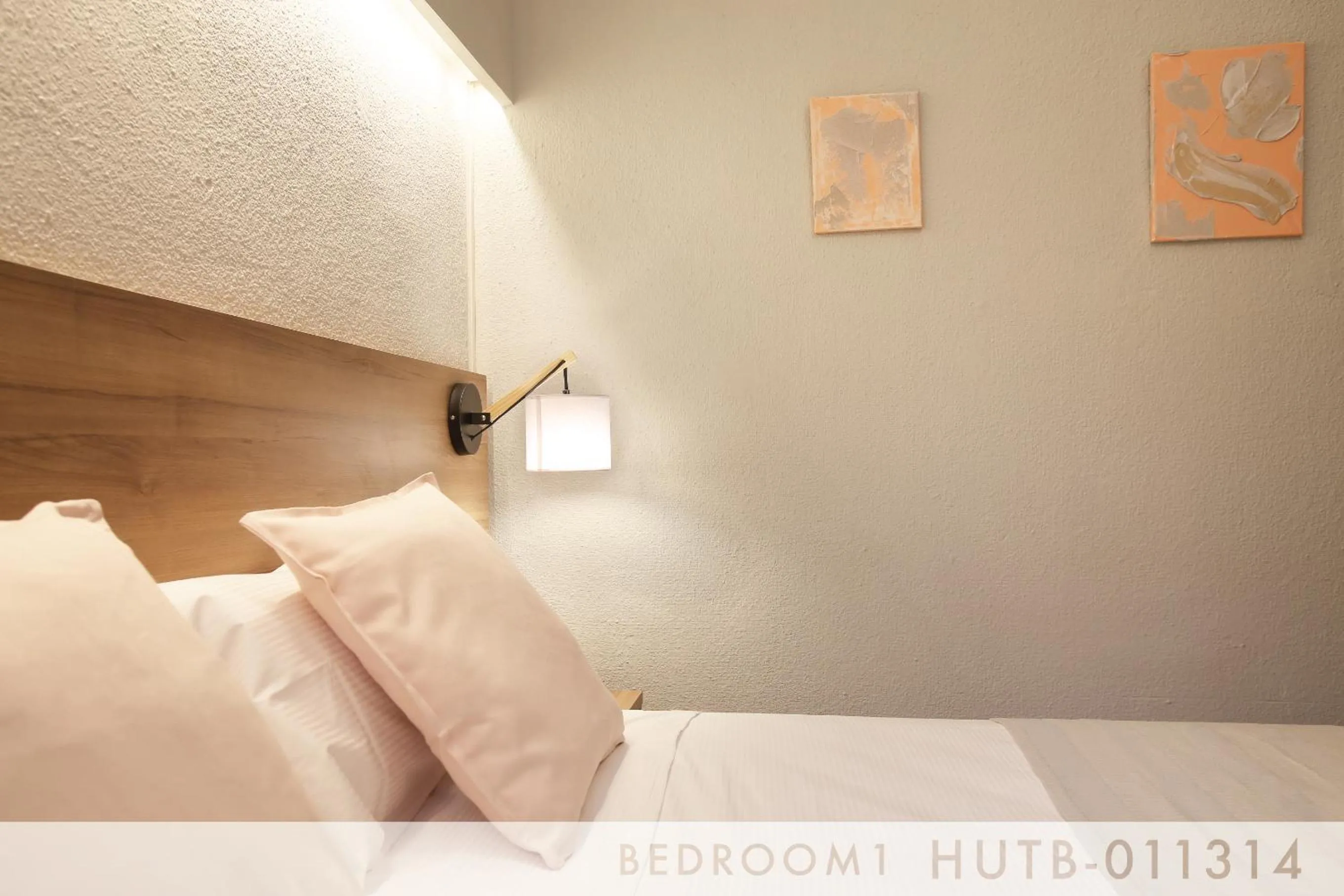 Bedroom, Bed in Suite Place Barcelona Còrsega