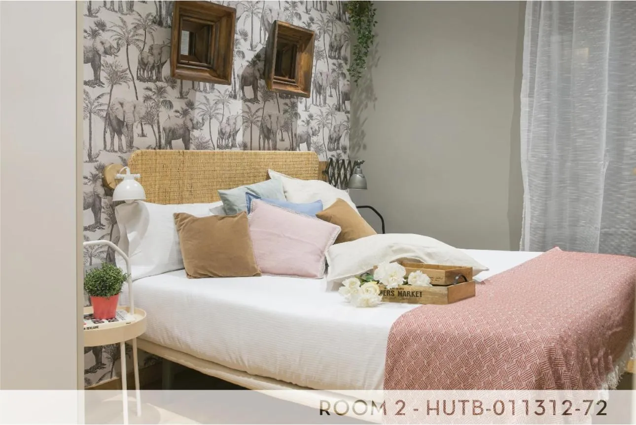 Bedroom, Bed in Suite Place Barcelona Còrsega