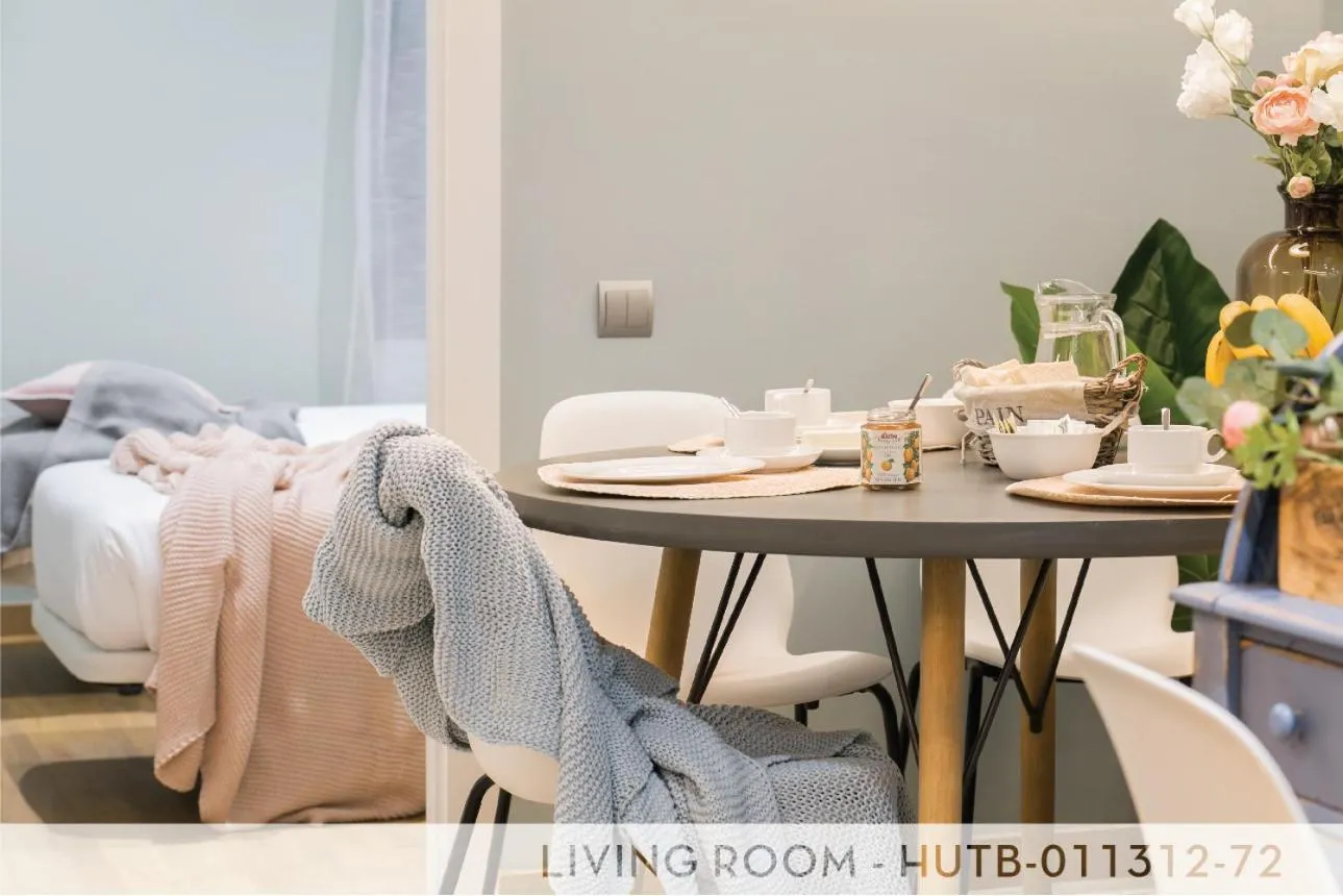 Coffee/tea facilities, Bed in Suite Place Barcelona Còrsega