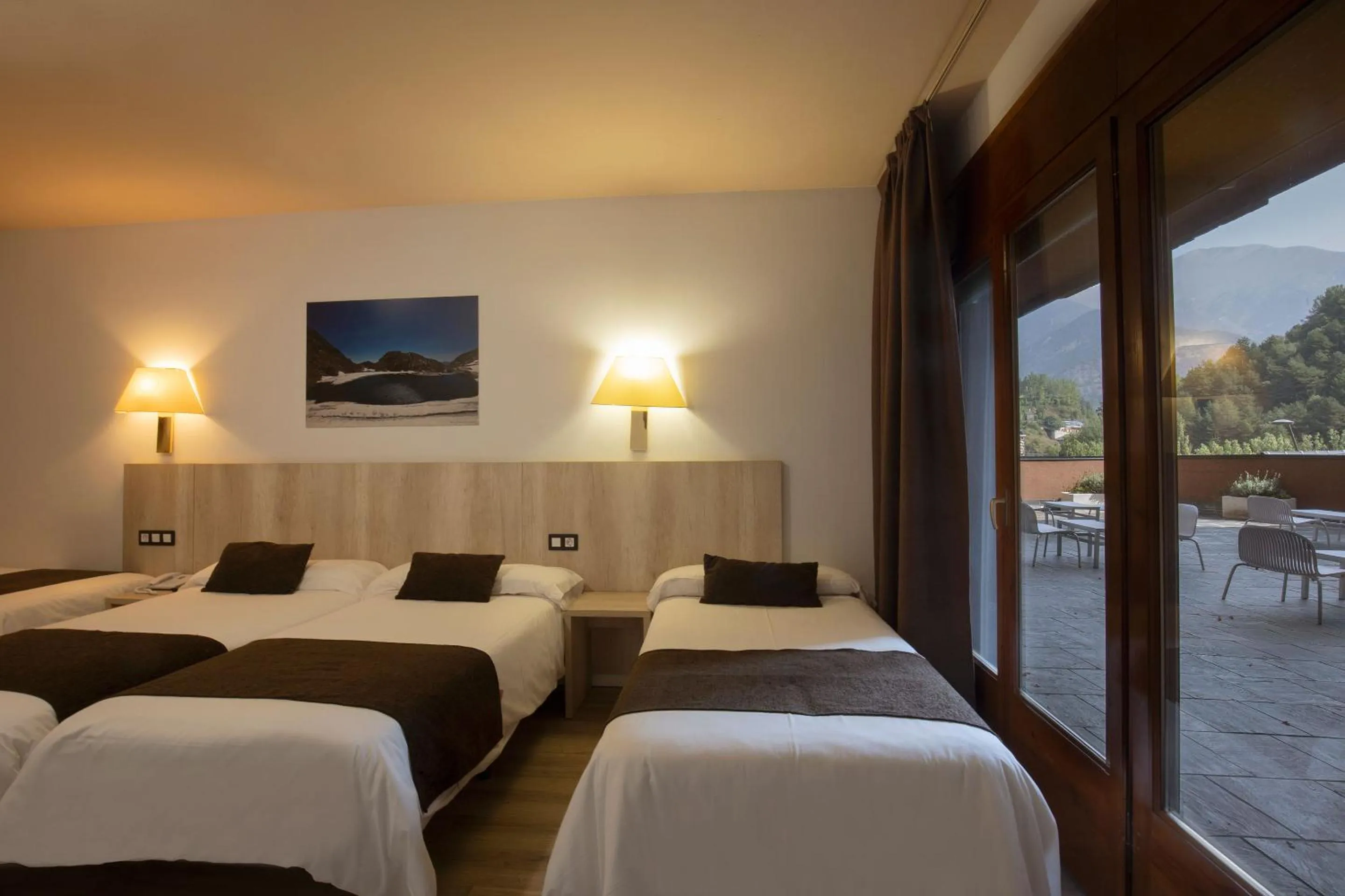 Bed in Hotel Marco Polo by Nexta