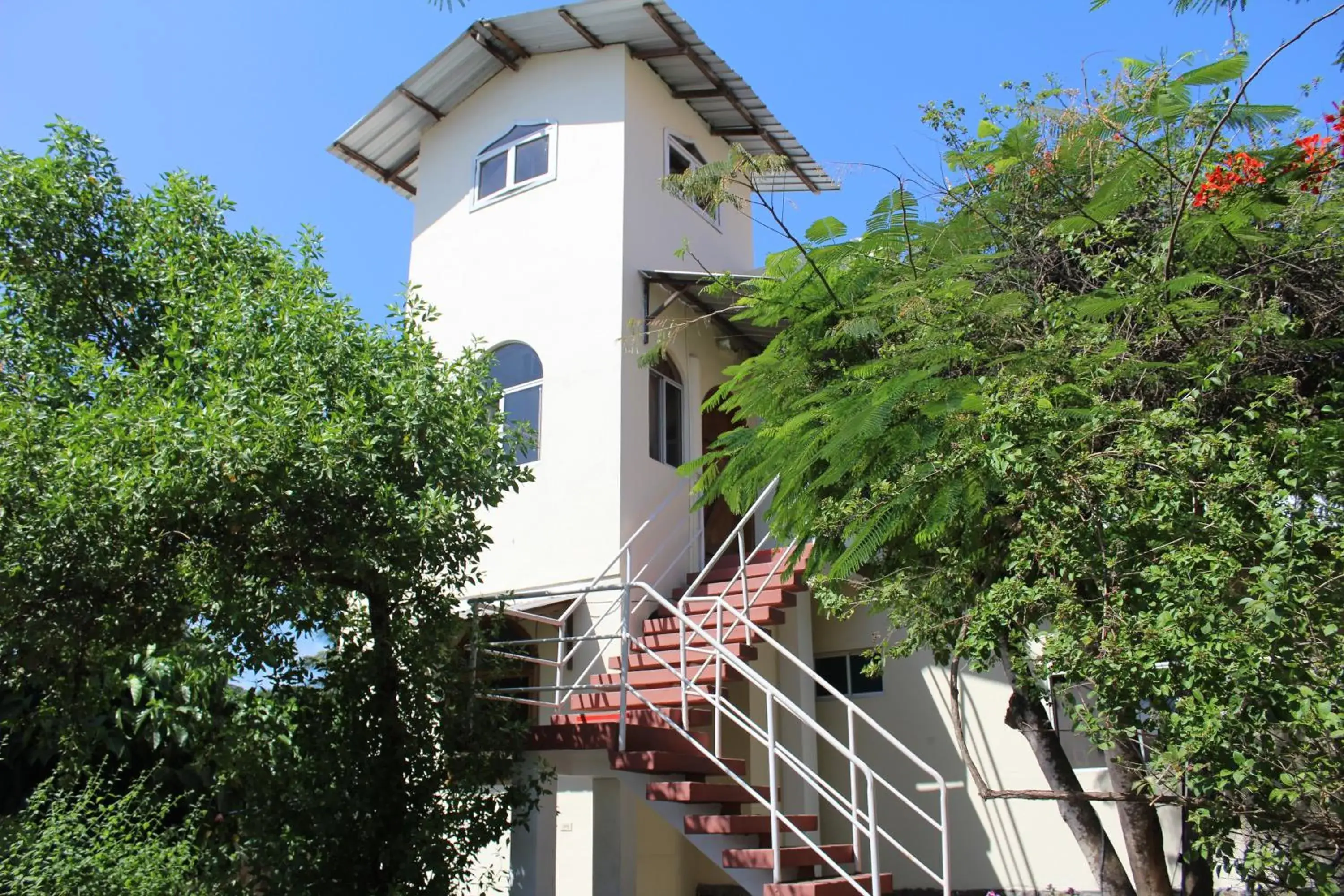 Two-Bedroom House - single occupancy in The Finch House (La Casa del Pinzón) Two-Bedroom House - single occupancy in The Finch House (La Casa del Pinzón)