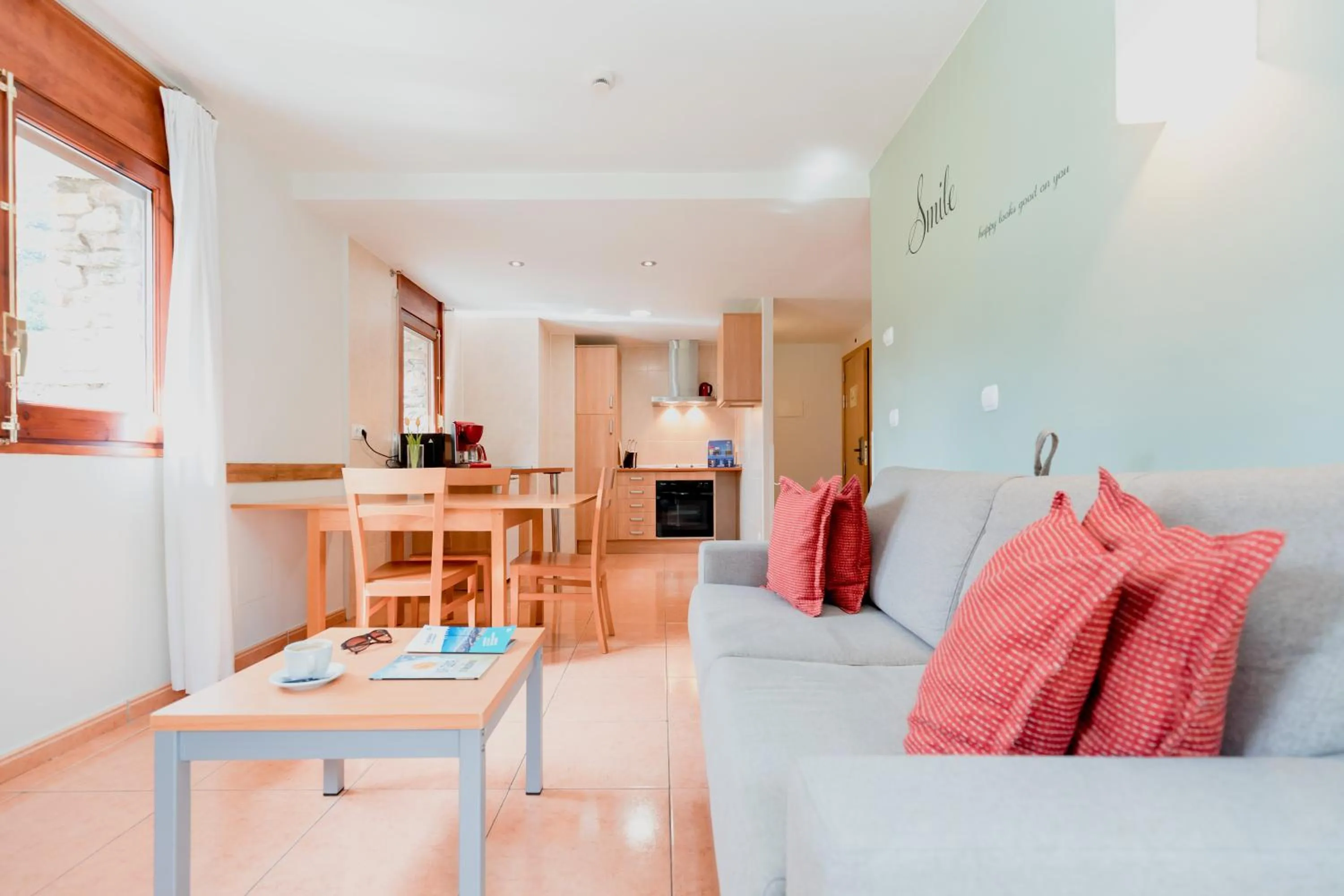 Dining area in Pierre & Vacances Aparthotel La Tulipa