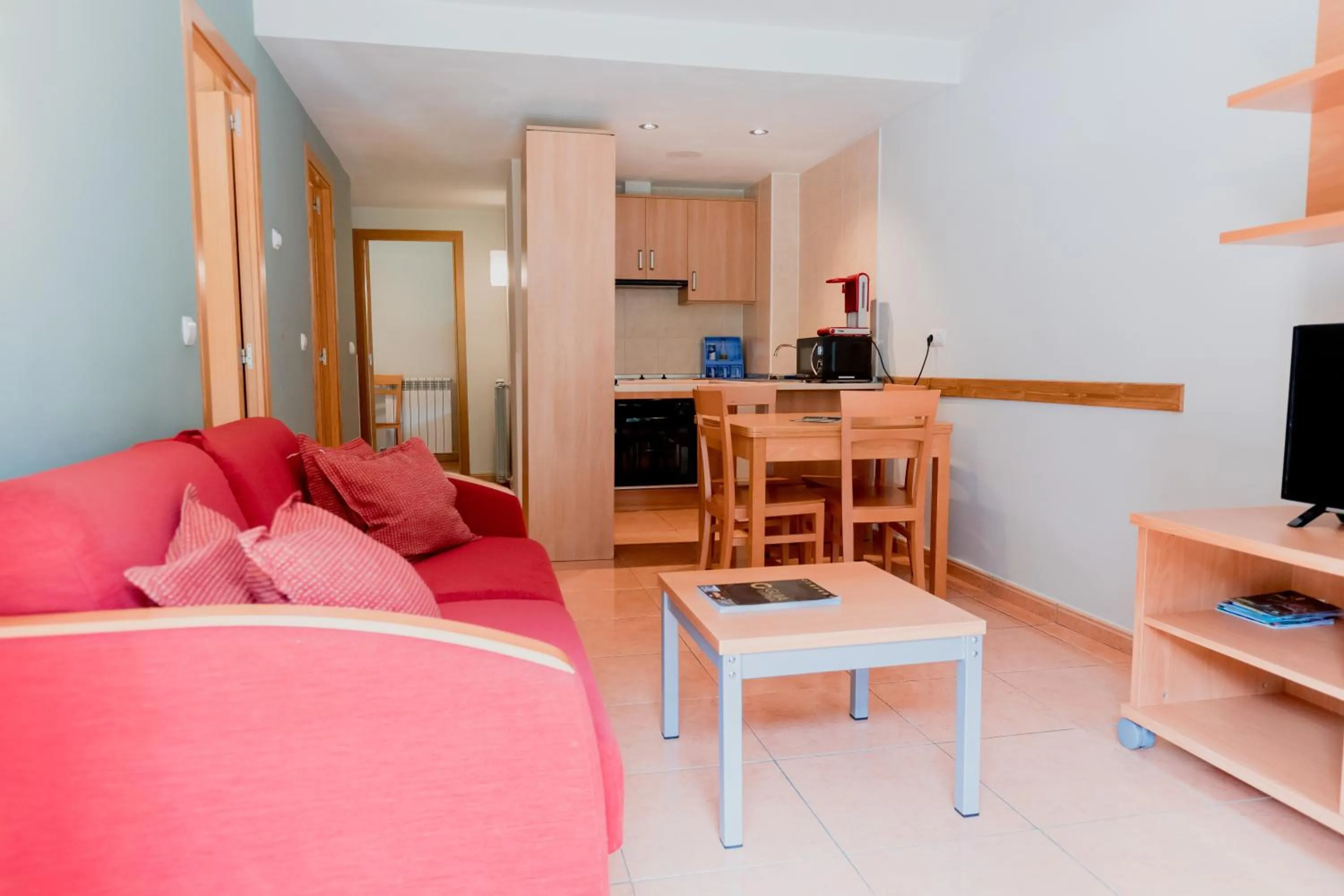 Living room in Pierre & Vacances Aparthotel La Tulipa