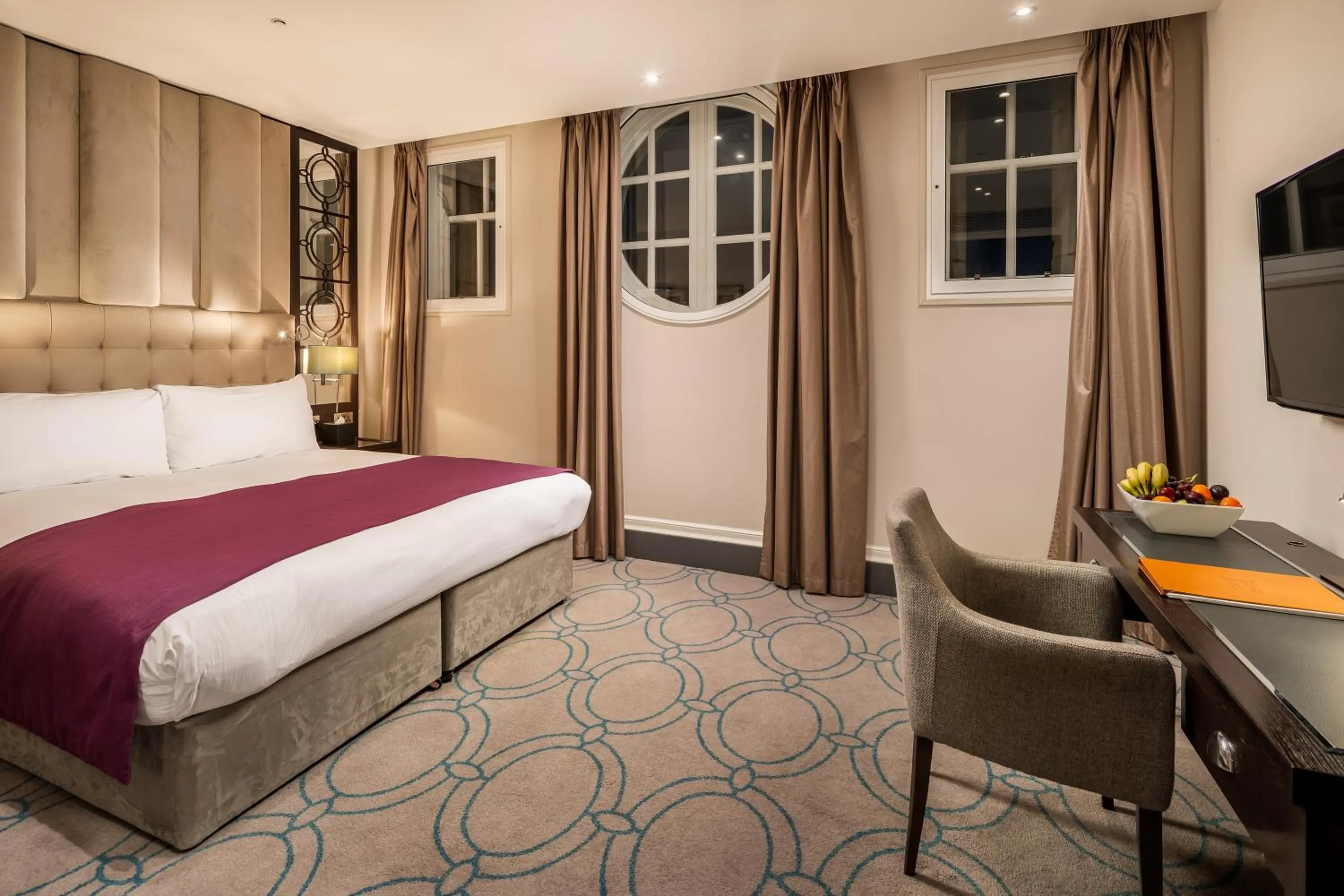 Bedroom, Bed in Courthouse Hotel Shoreditch