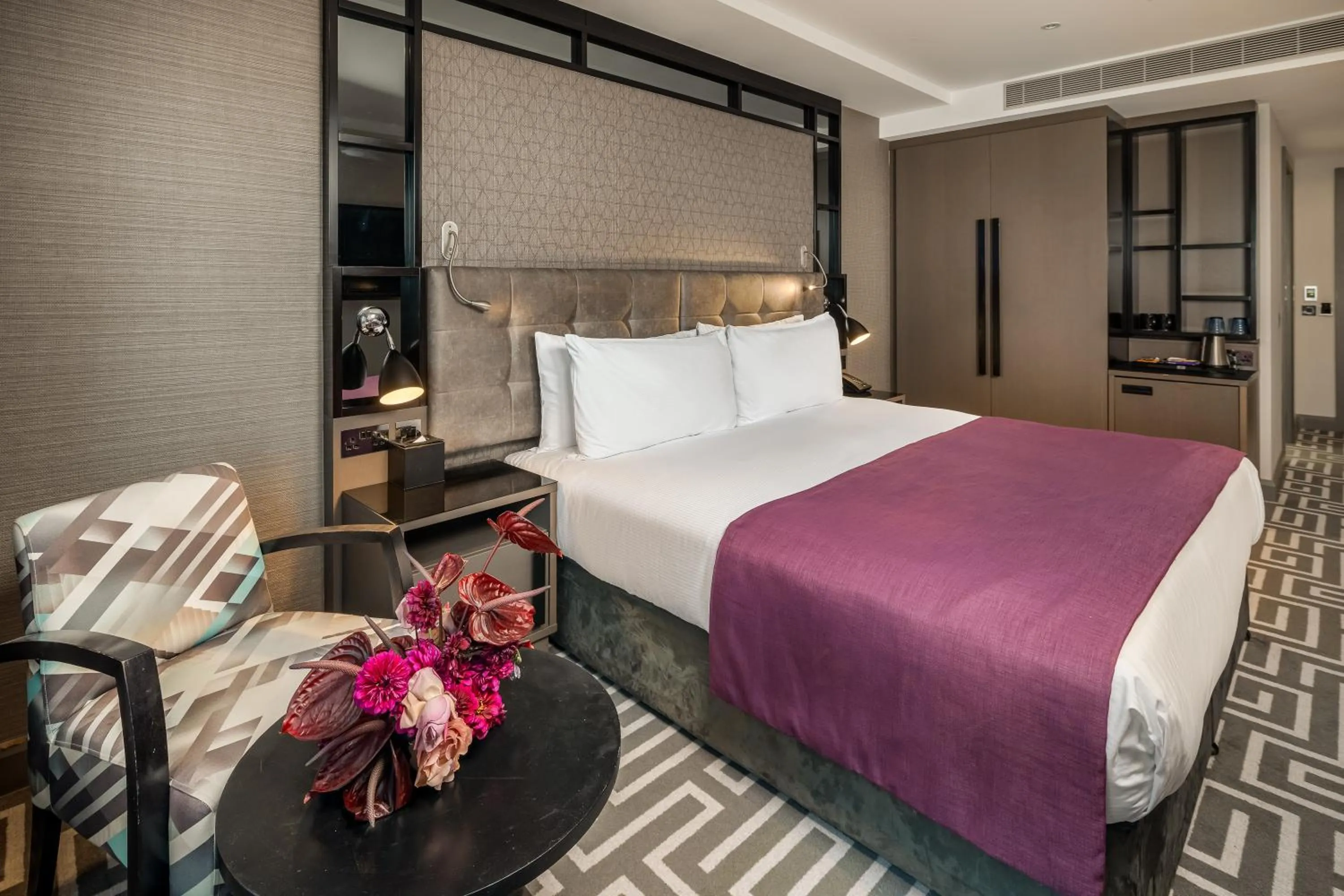 Bedroom, Bed in Courthouse Hotel Shoreditch