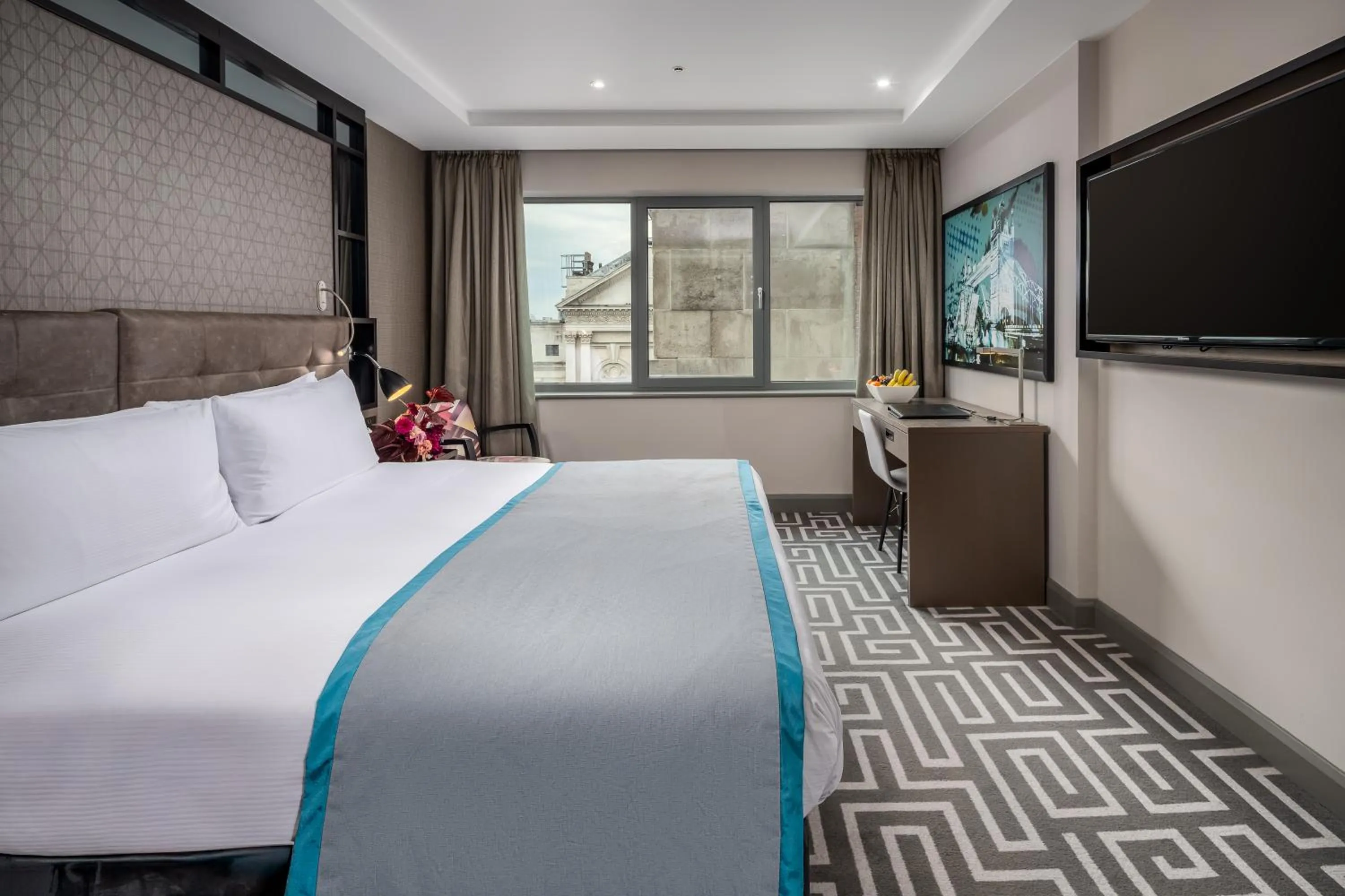 Bedroom, Bed in Courthouse Hotel Shoreditch