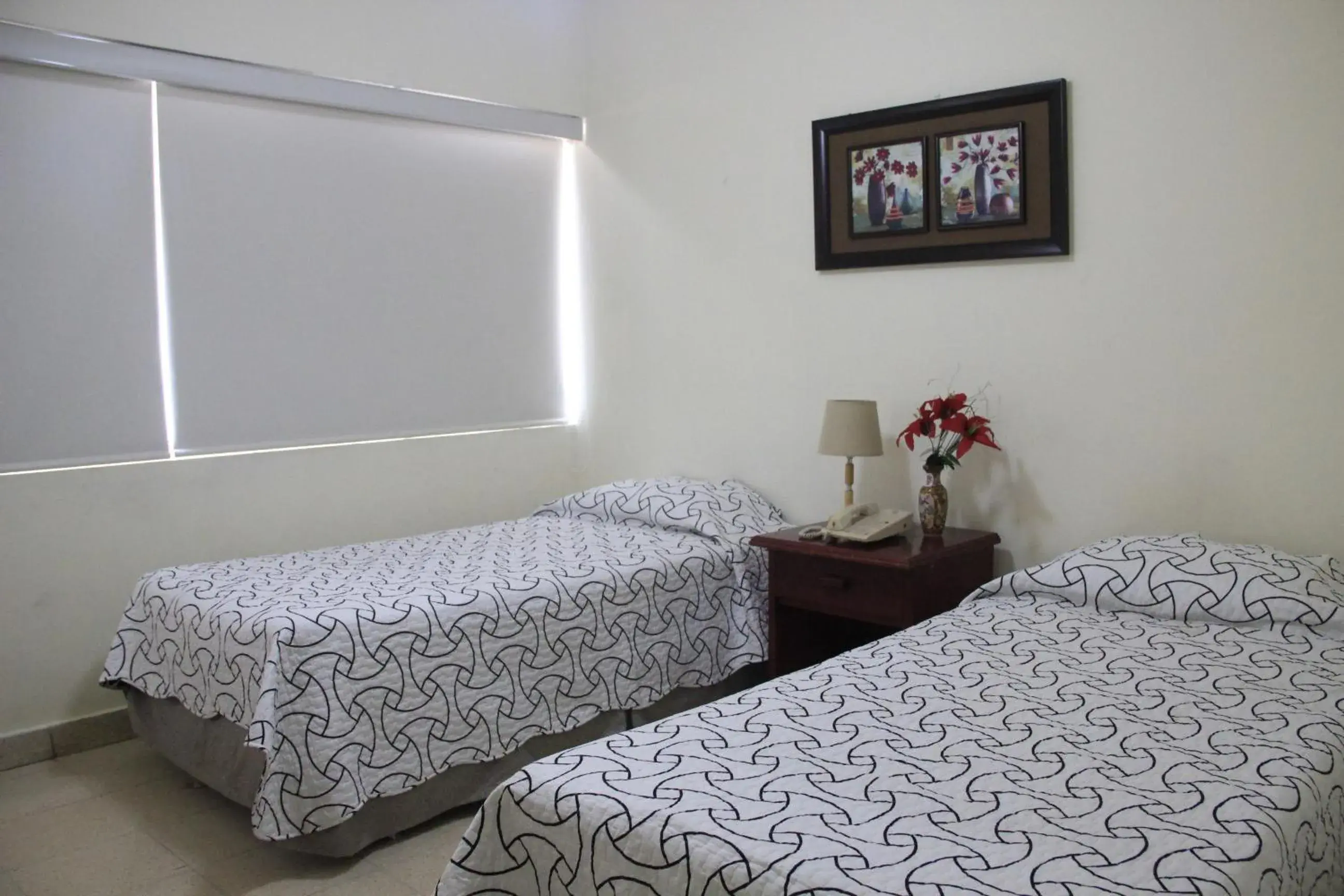 Twin Room in Hotel Doral Twin Room in Hotel Doral