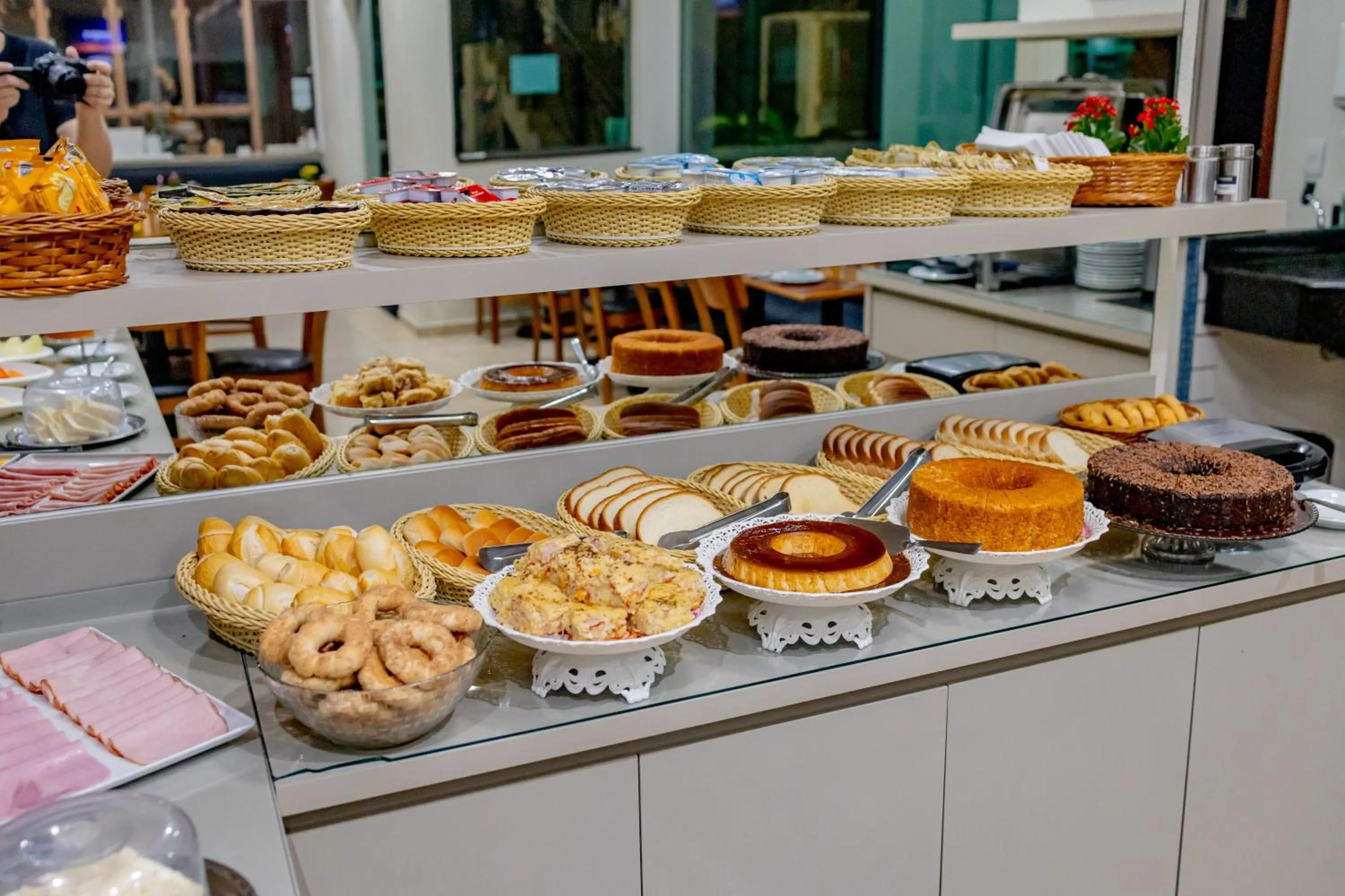 Breakfast in Hotel Villa de Holanda