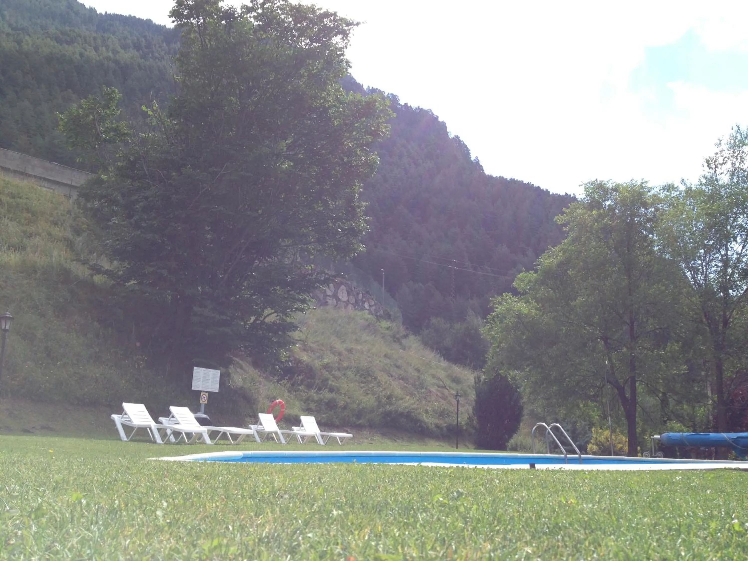 Swimming pool in Hotel Xalet Verdú
