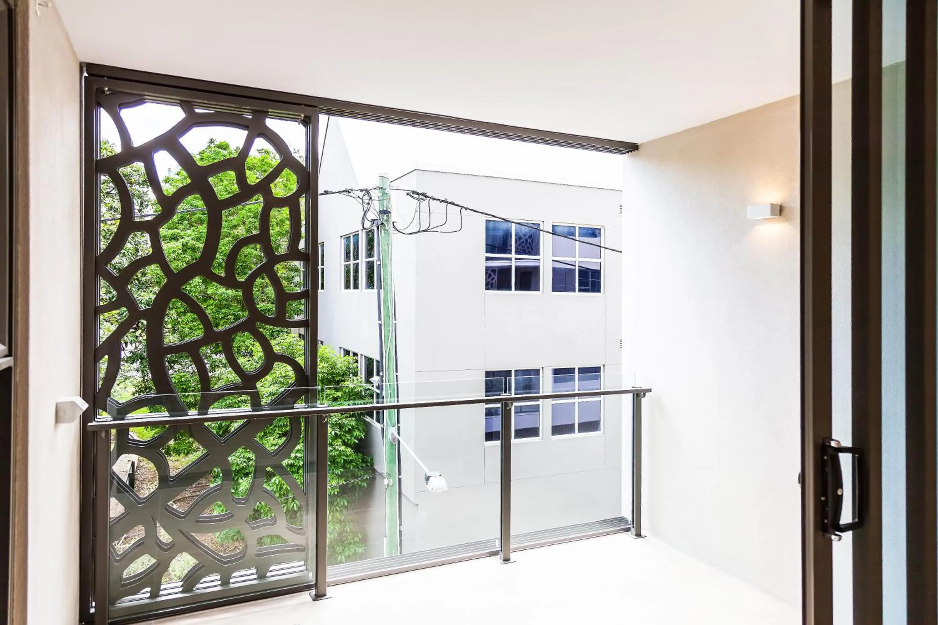 Day in Fleet Lane Apartments