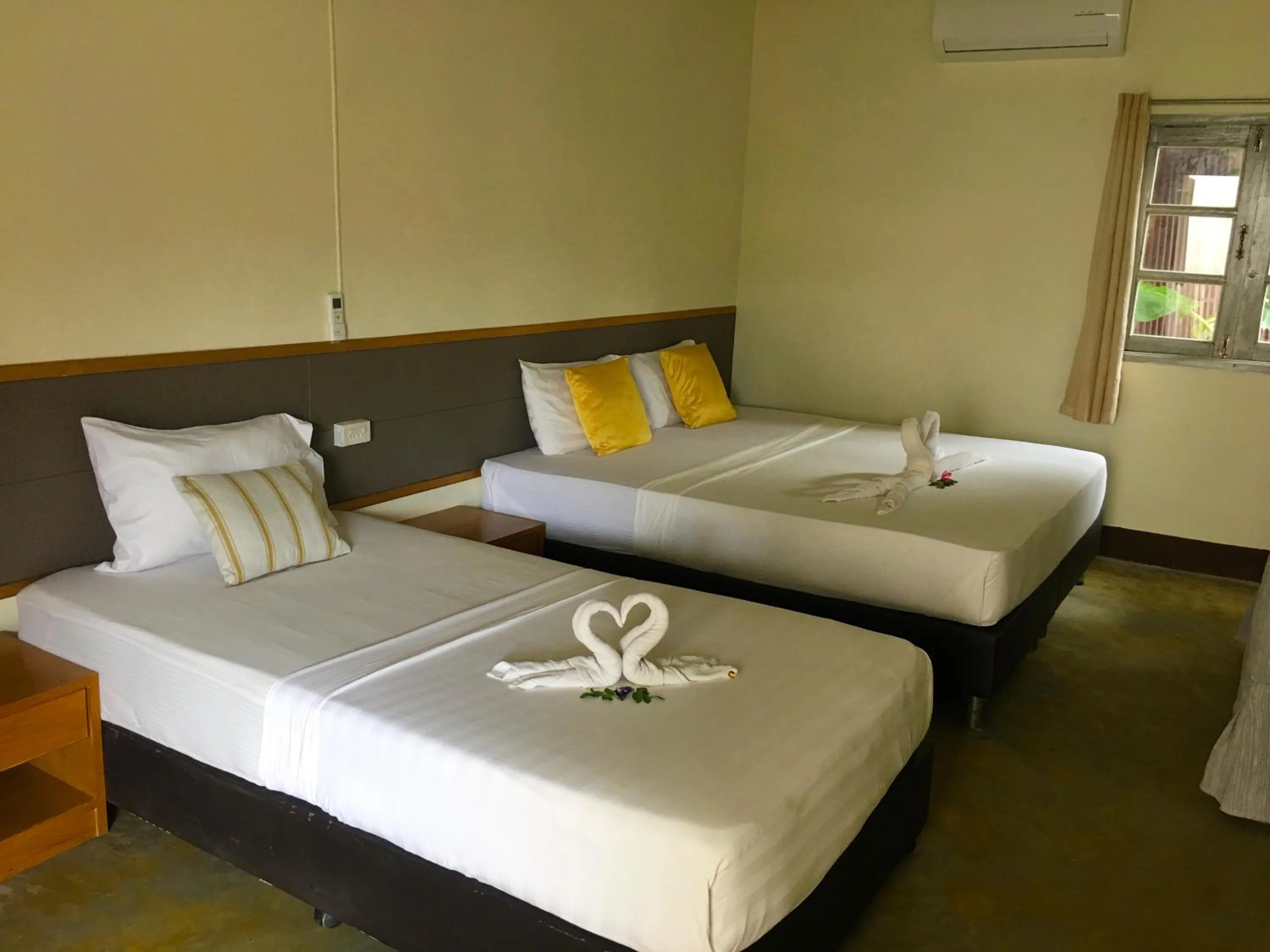 Bed in Lanta Complex
