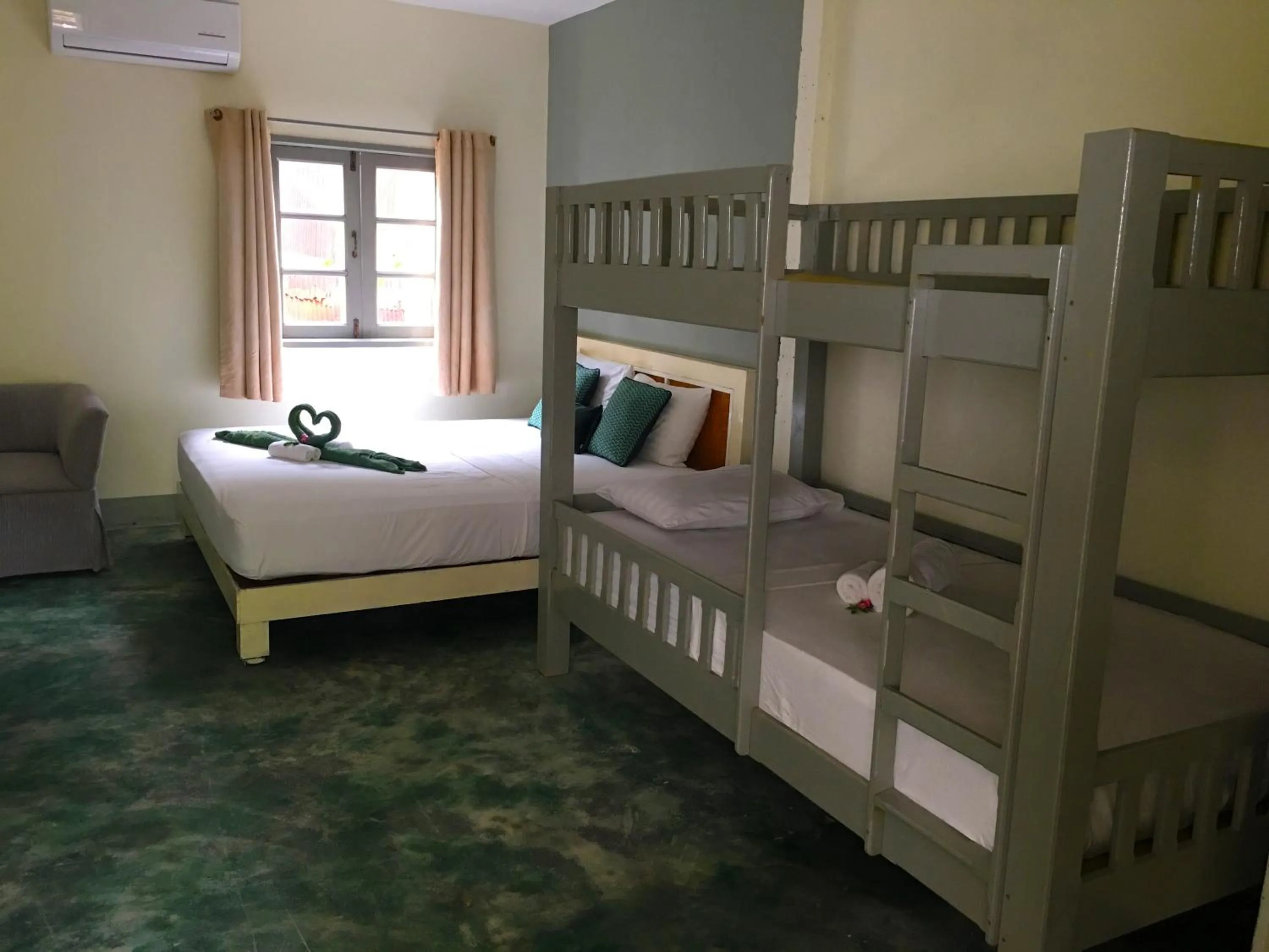 Bed in Lanta Complex