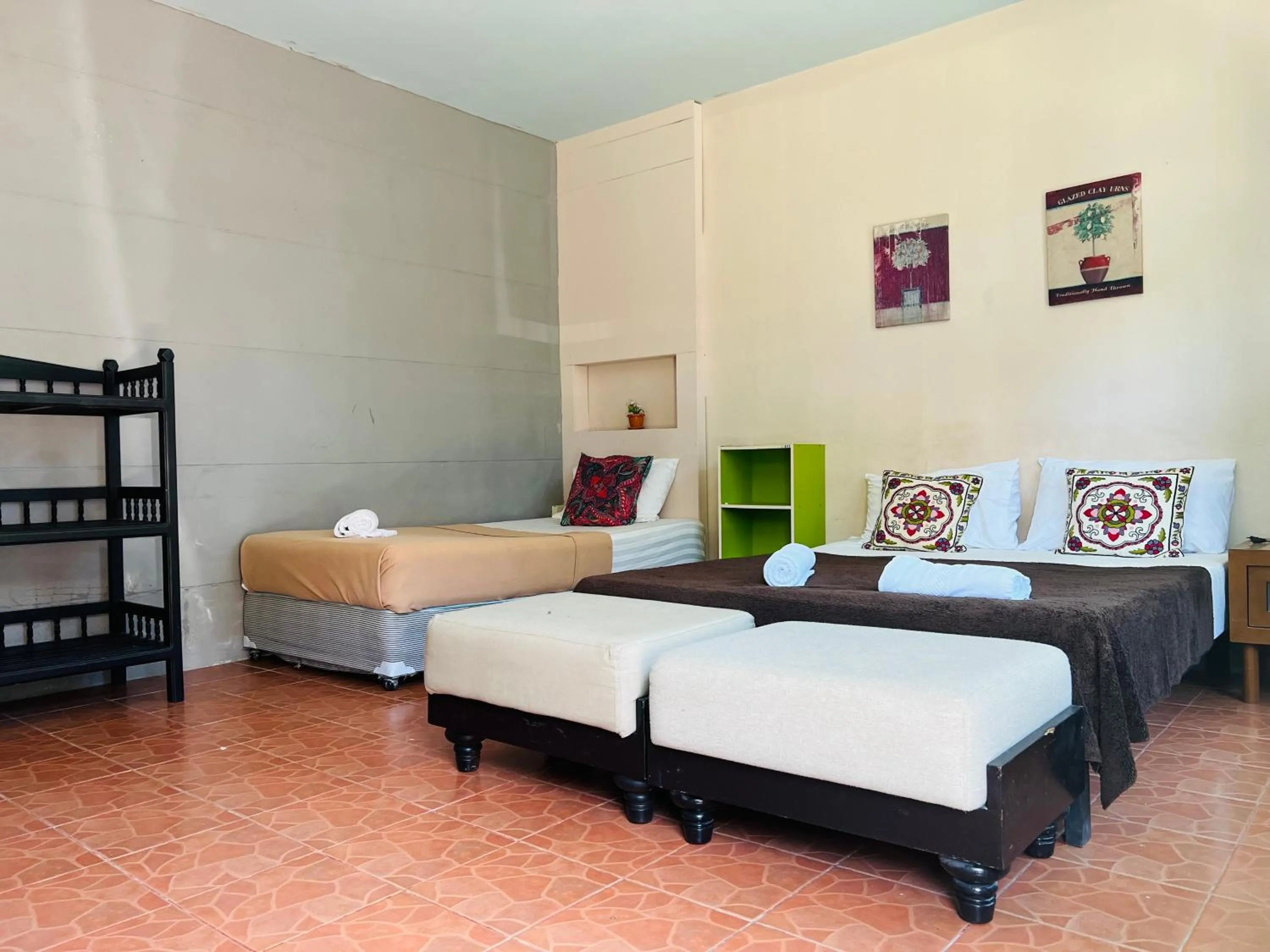 Bed in Lanta Complex