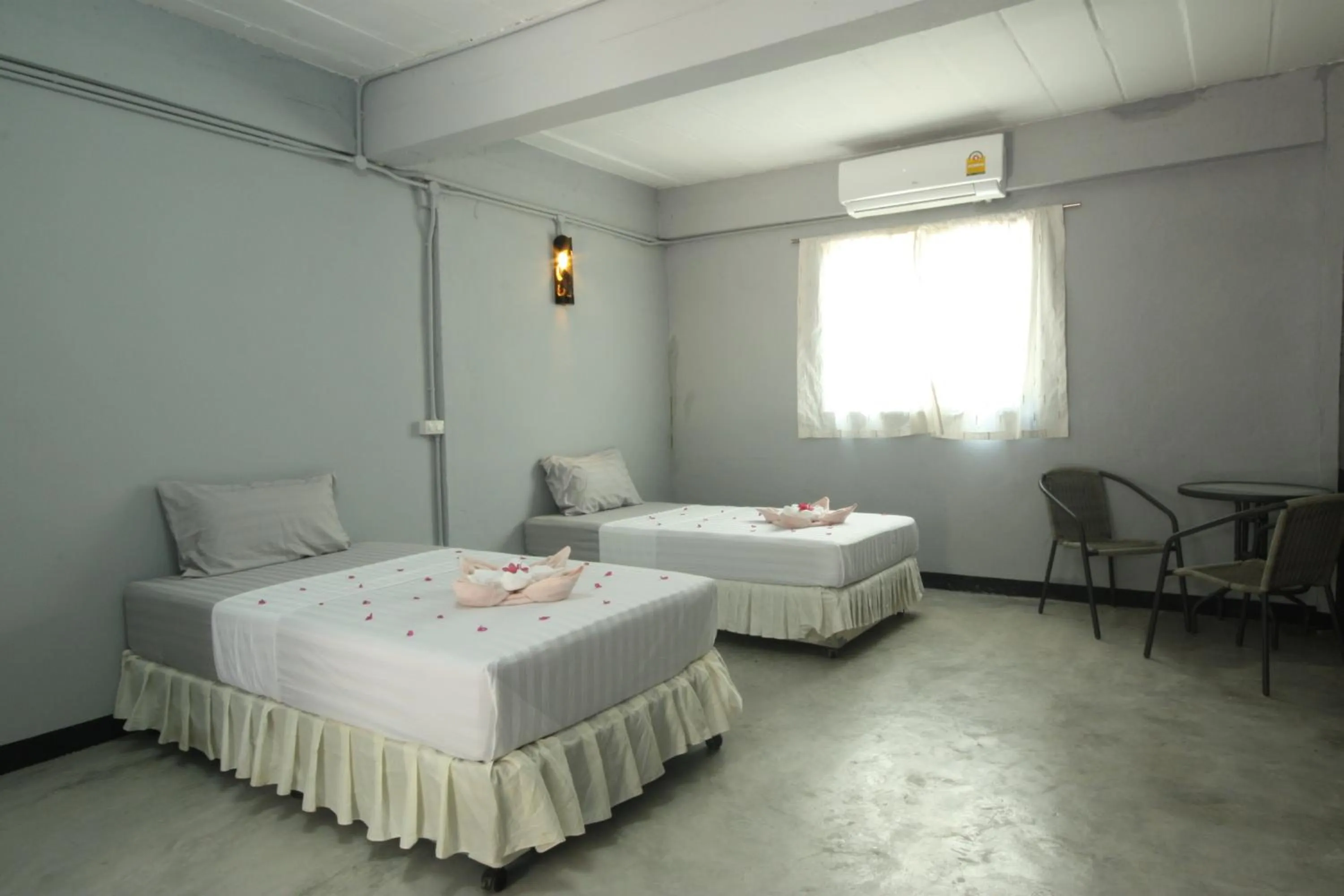 Bed in Lanta Complex