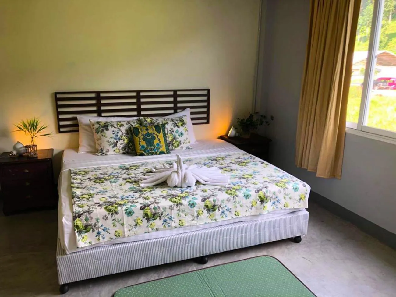 Bed in Lanta Complex