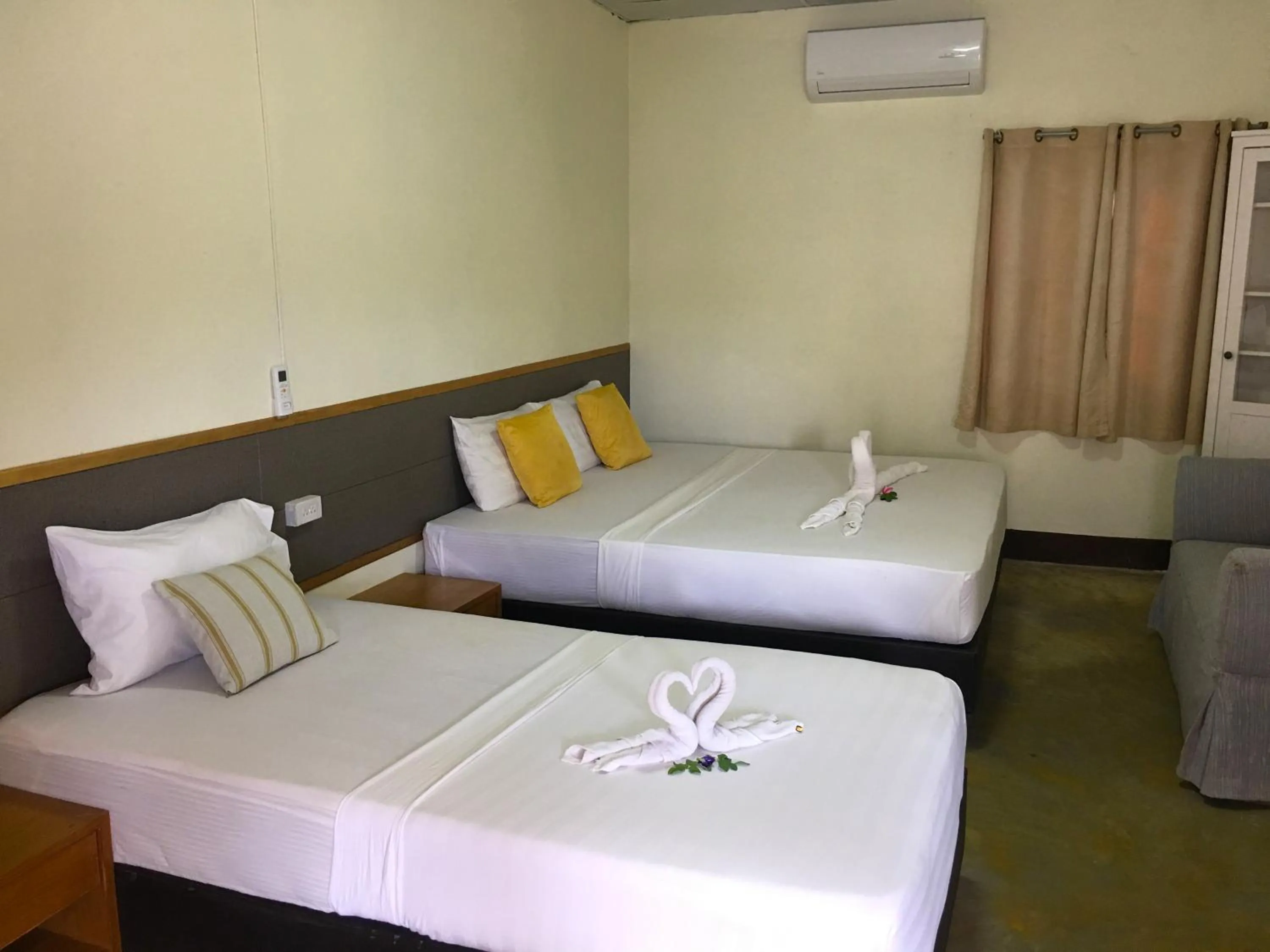 Bed in Lanta Complex