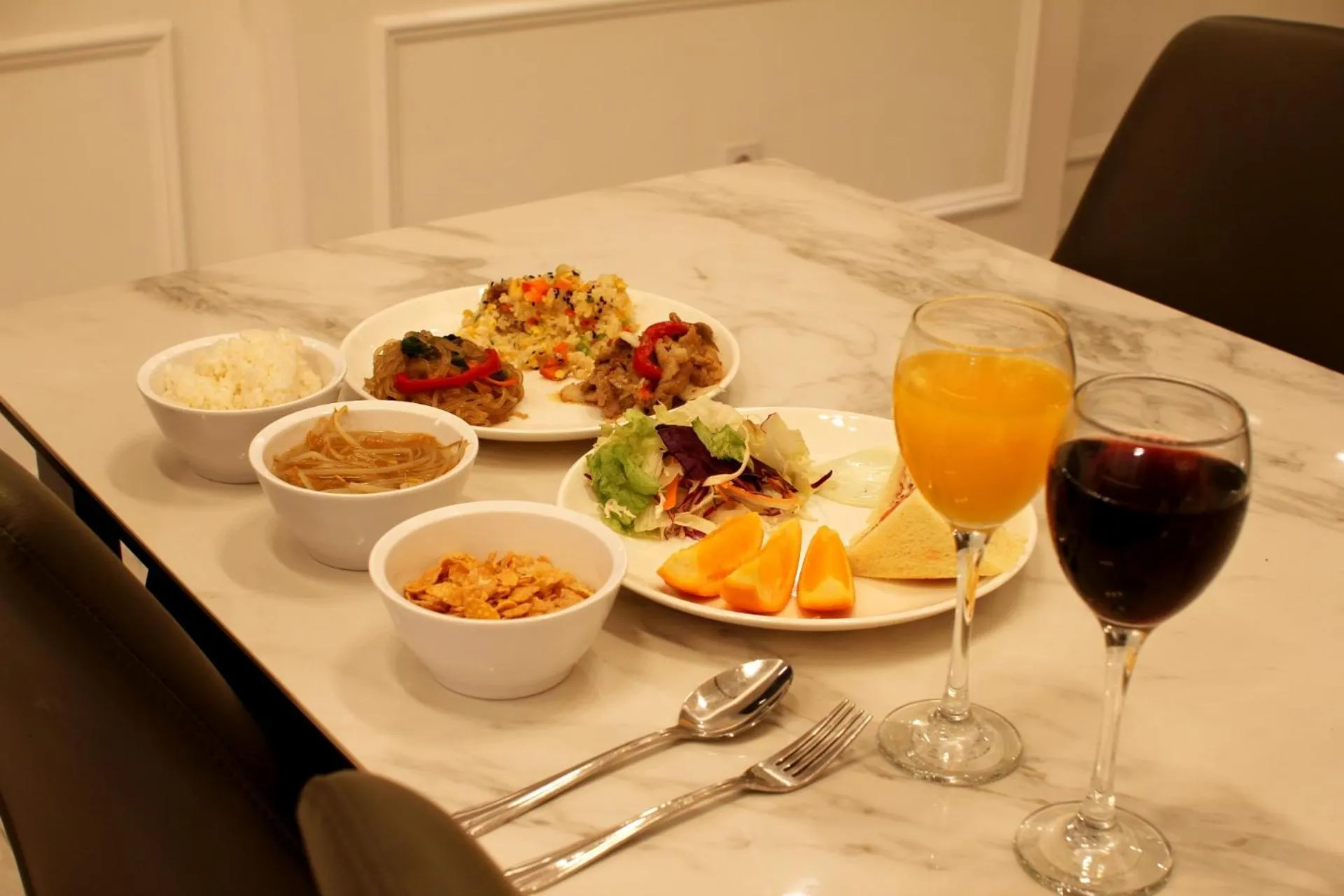 Breakfast in Seattle B Hotel