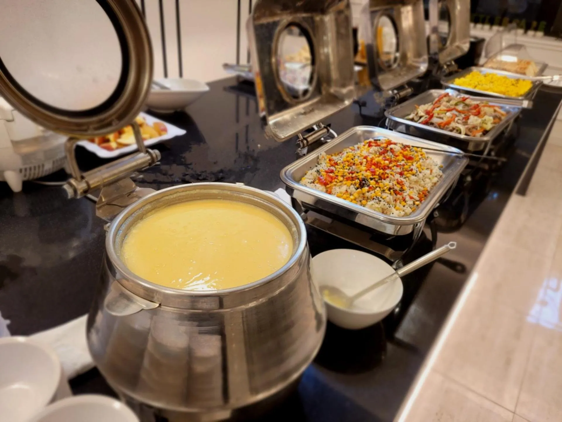 Breakfast in Seattle B Hotel